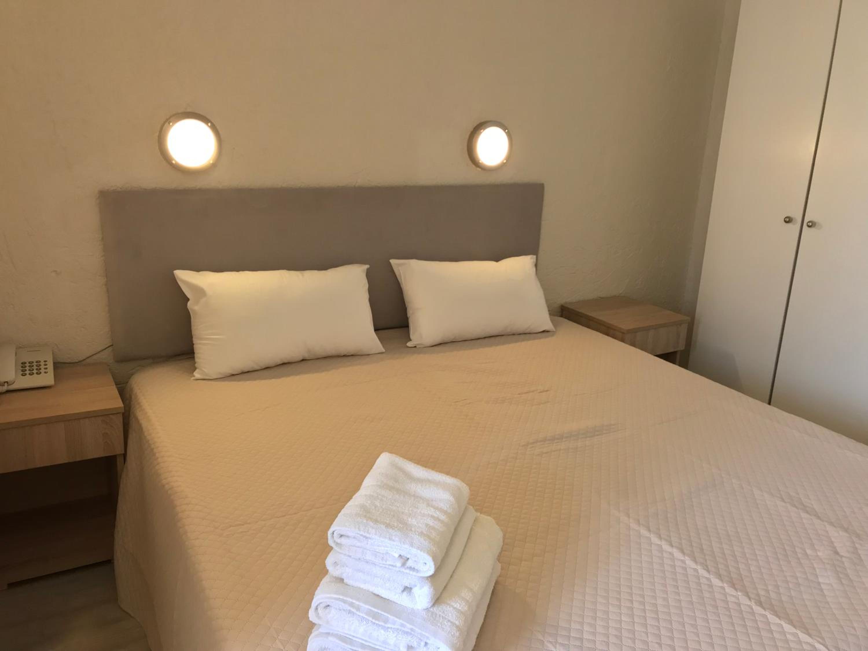 Economy Double Room - Photo 3