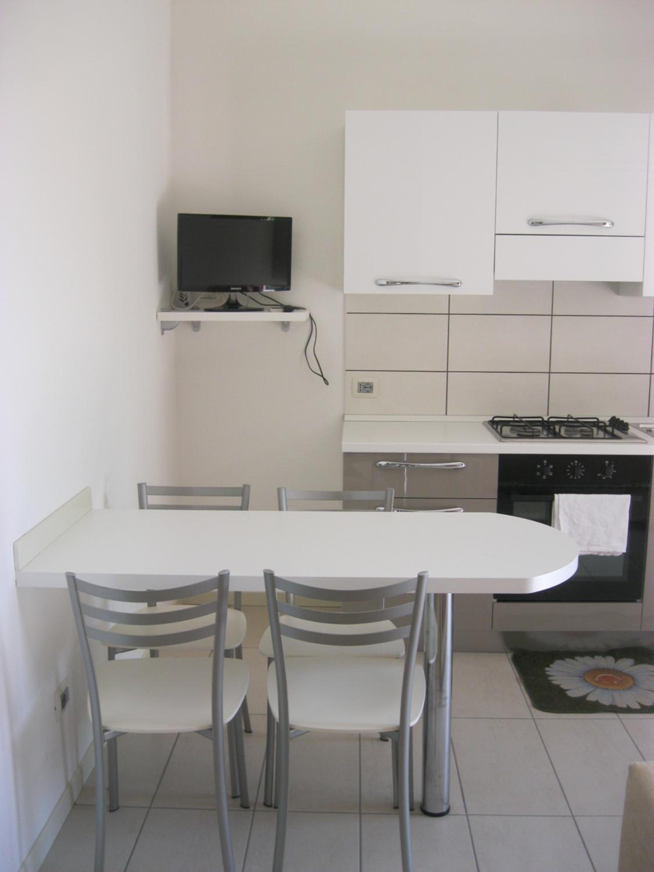 Economy Apartment photo 2