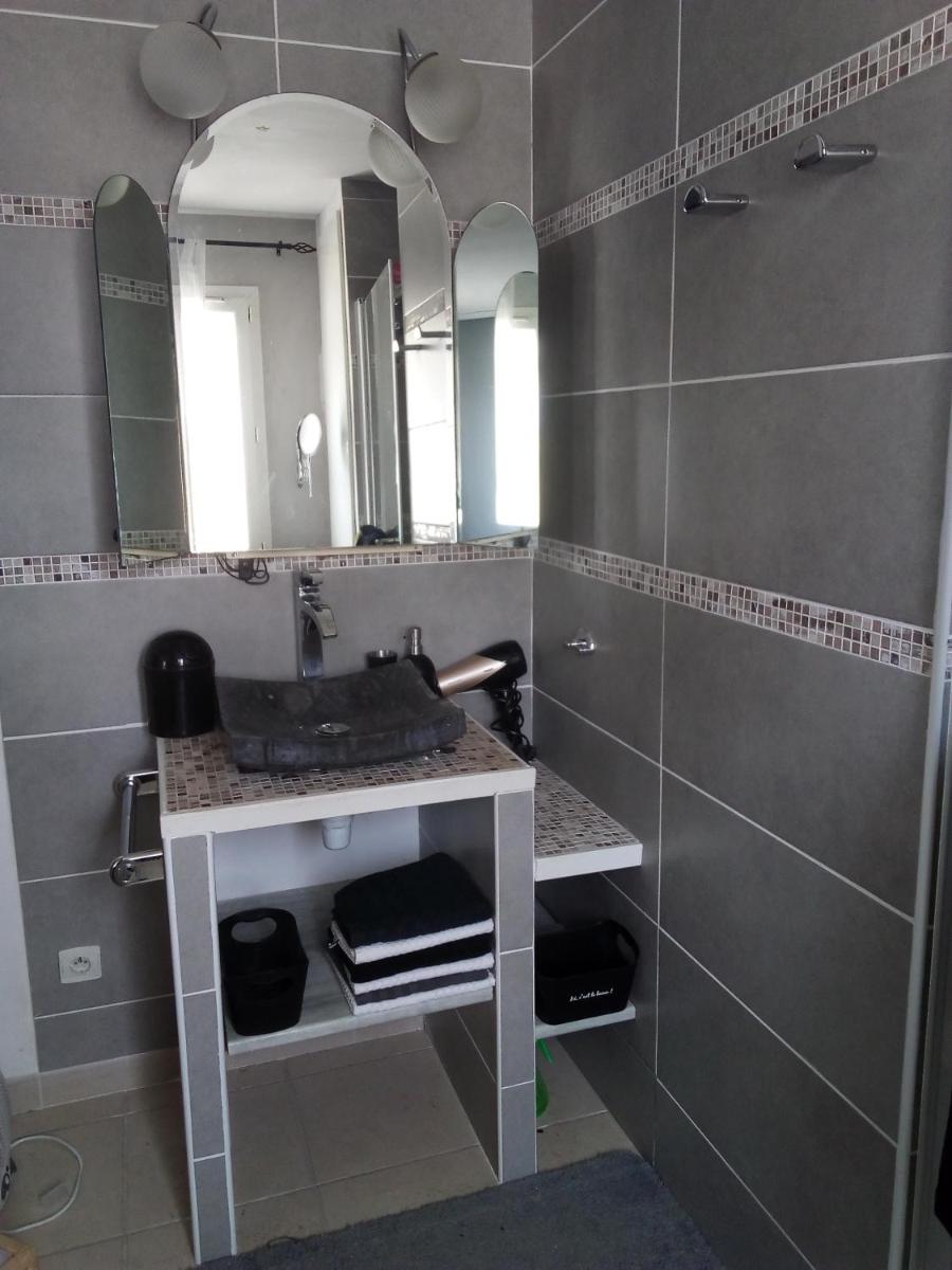 Large Double Room photo 3