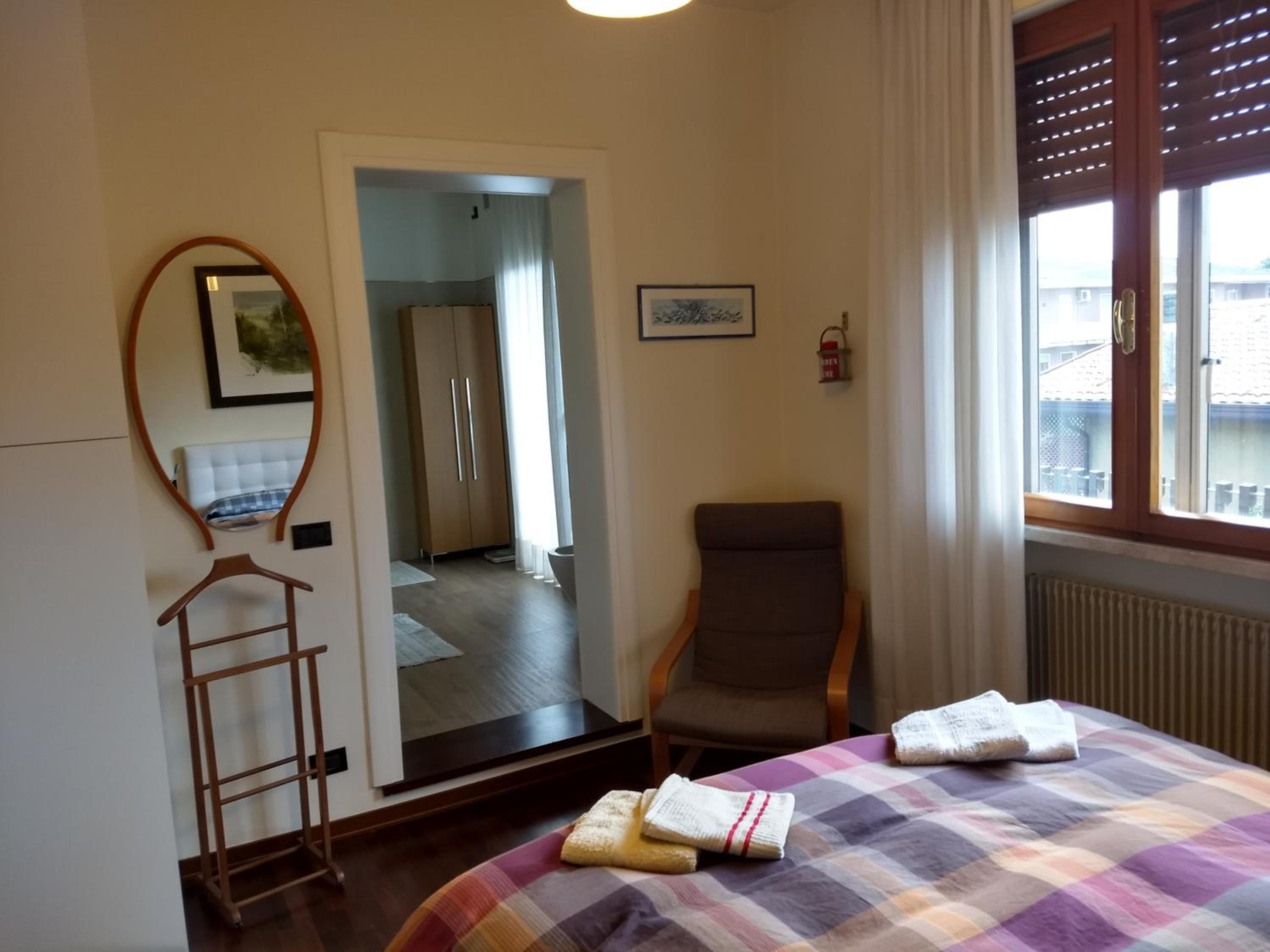 Large Double Room photo 3