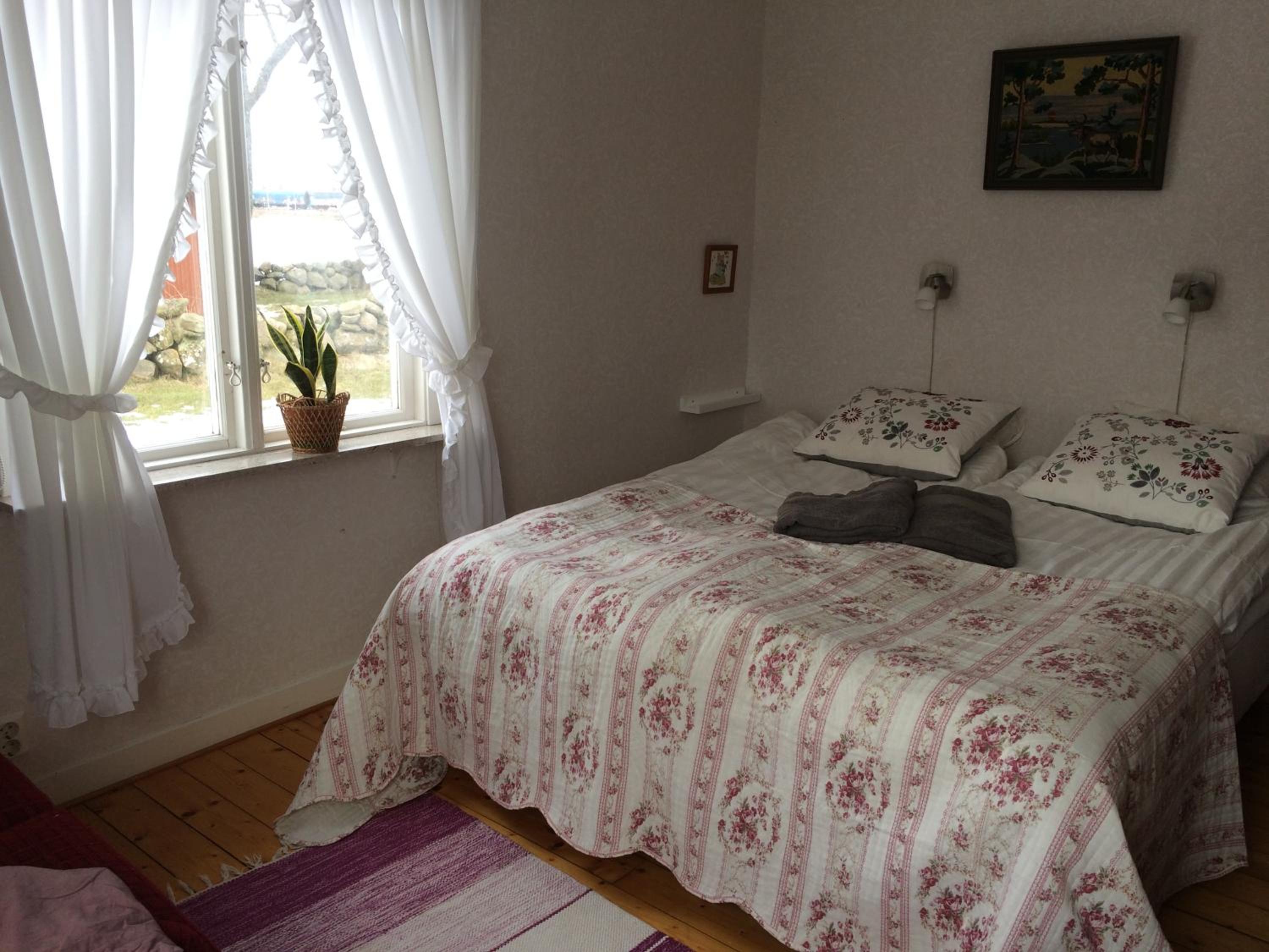 Quadruple Room with Shared Bathroom photo 1