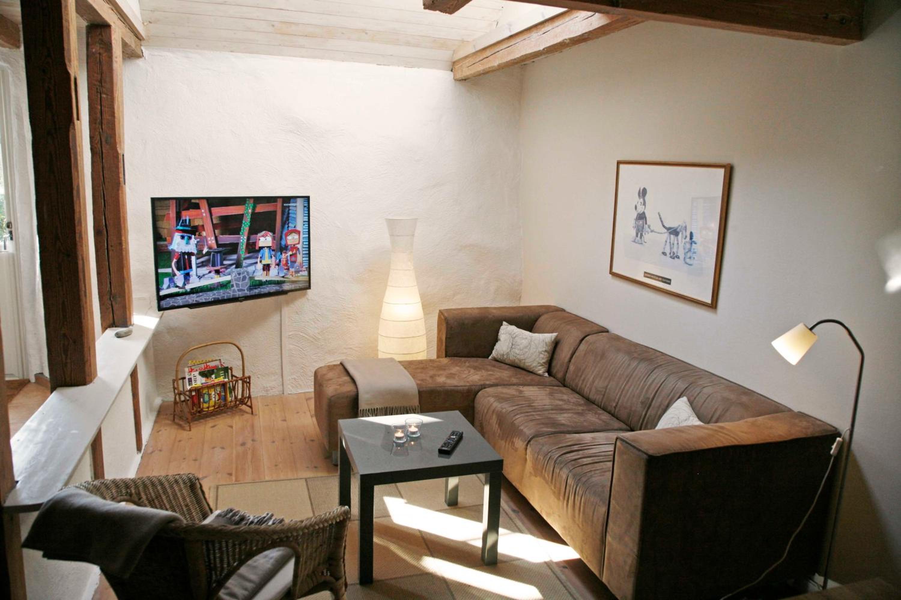 Three-Bedroom Apartment photo 1