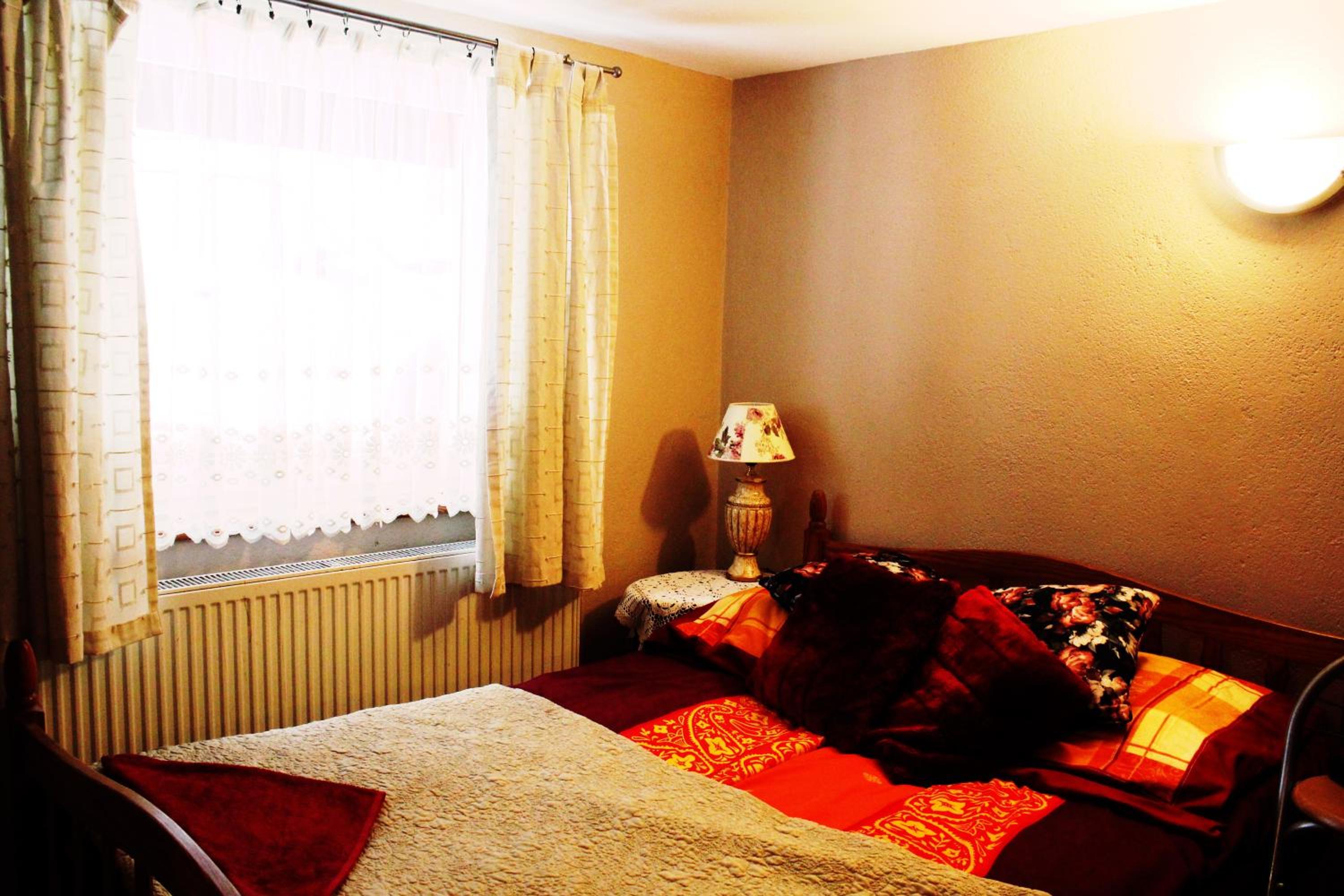 Standard Queen Room - Photo 6