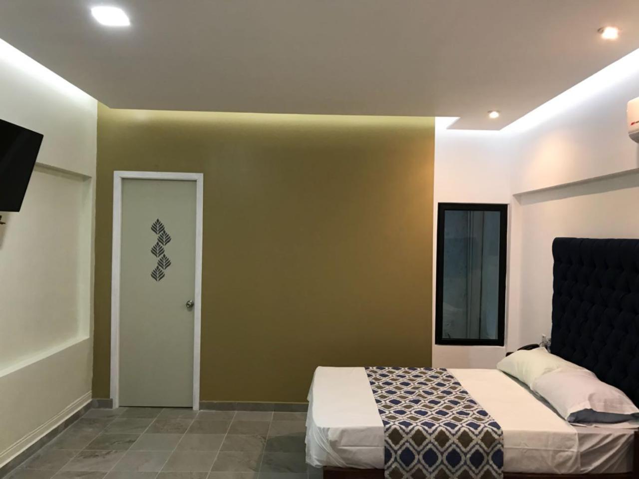Double Room - Photo 5