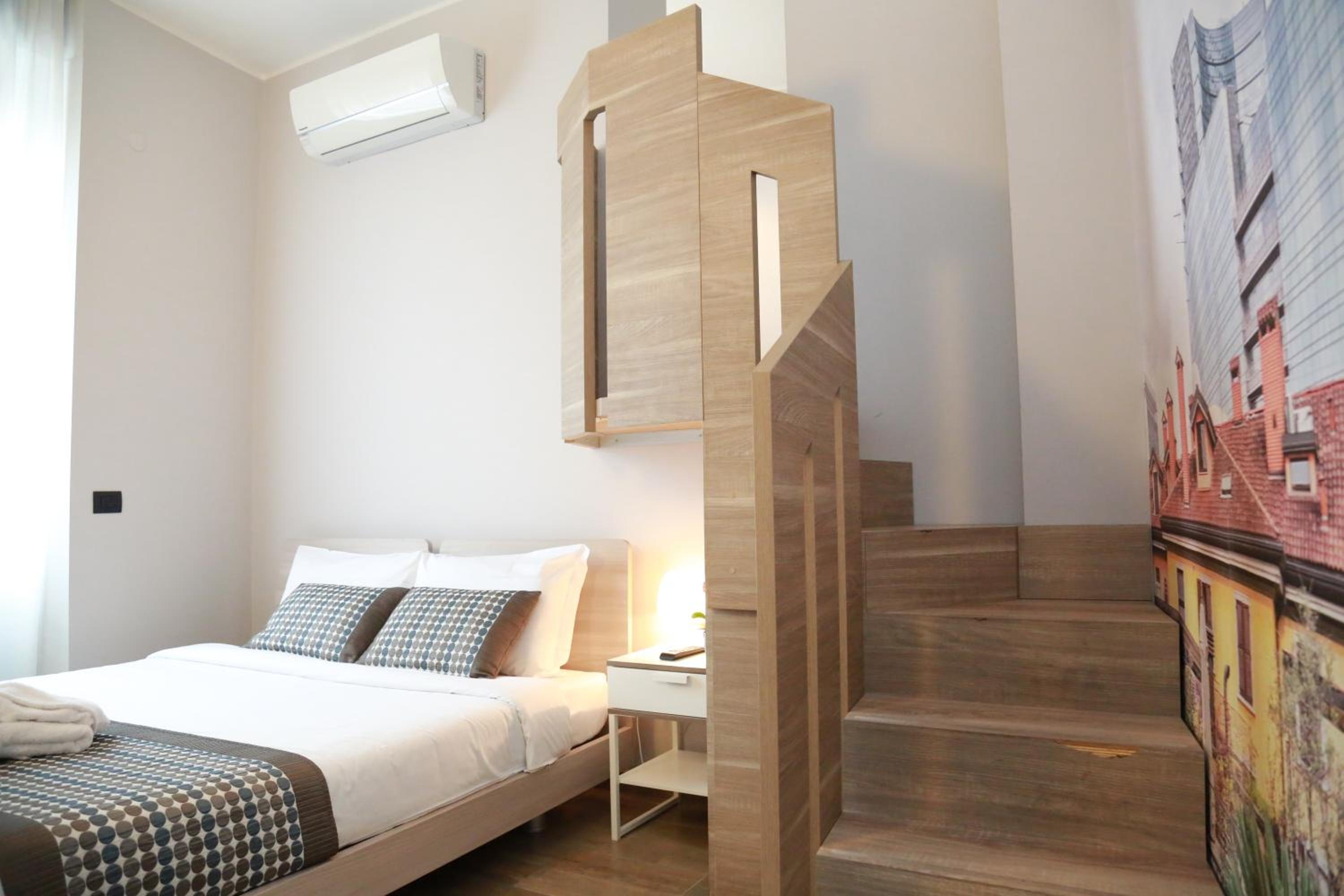 Studio (3 Adults)