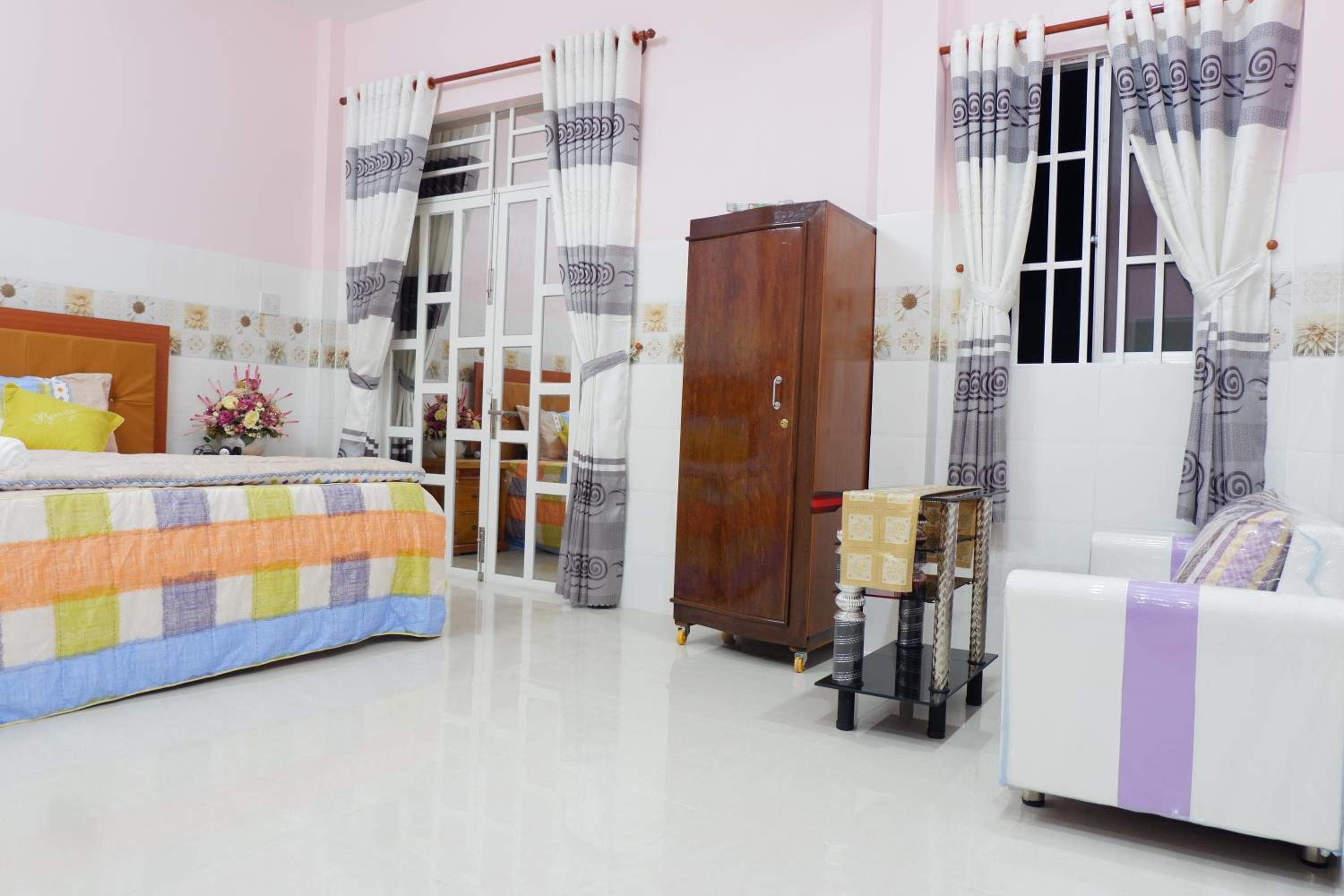 King Room with Balcony photo 3