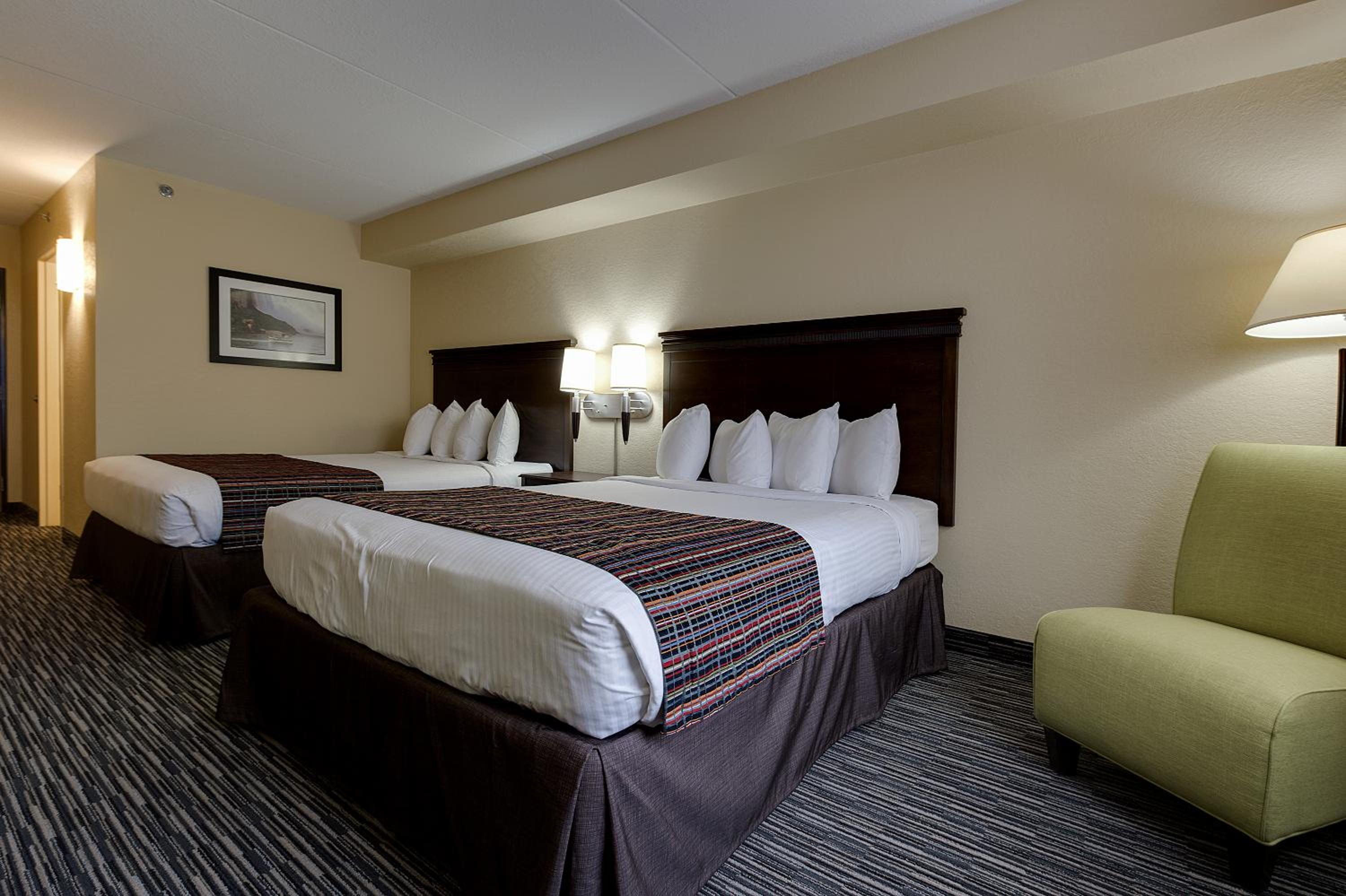 Queen Room with Two Queen Beds - Disability Access photo 1