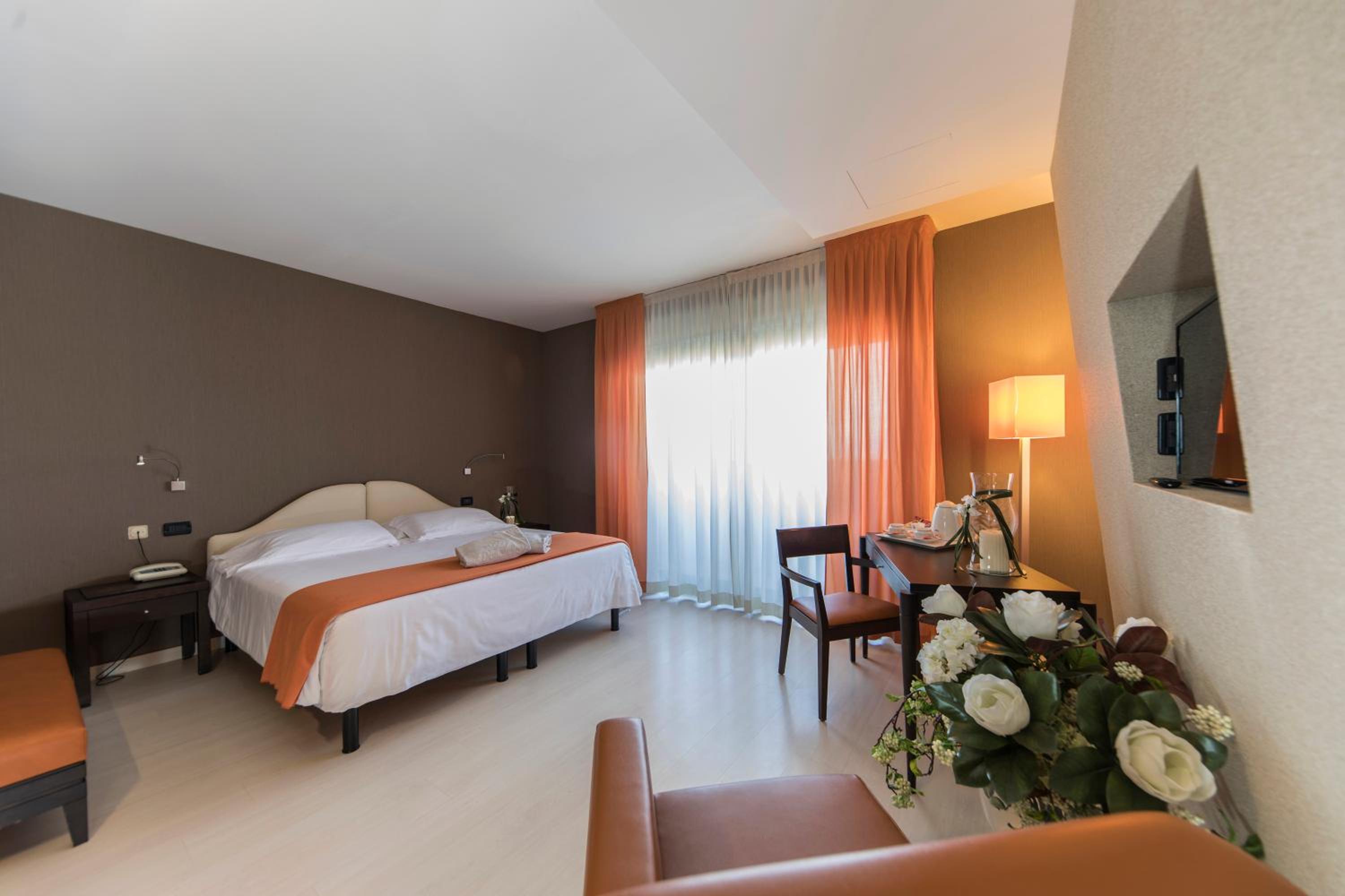Junior Suite - Photo 10