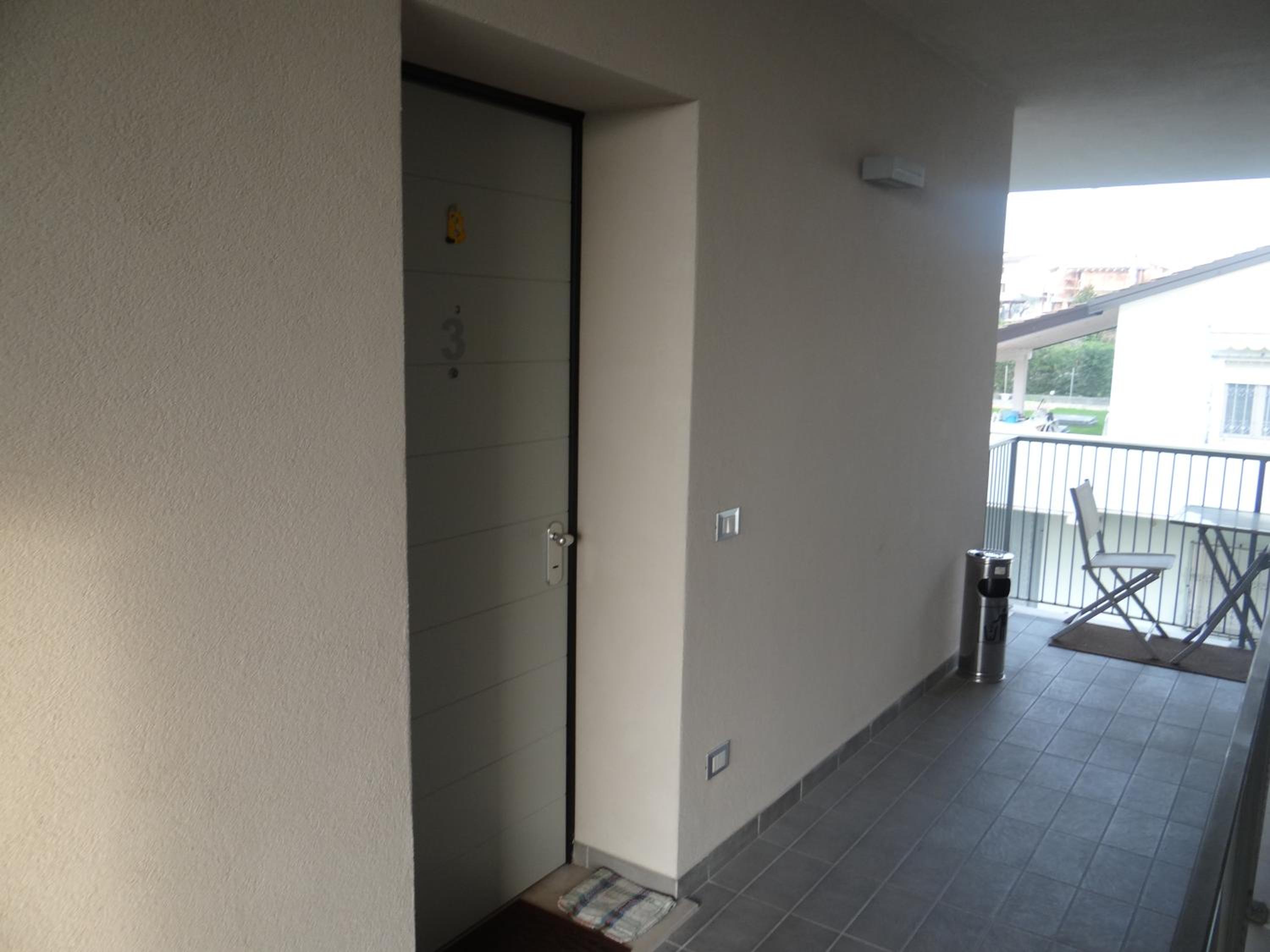 Apartment with Garden View - Photo 22
