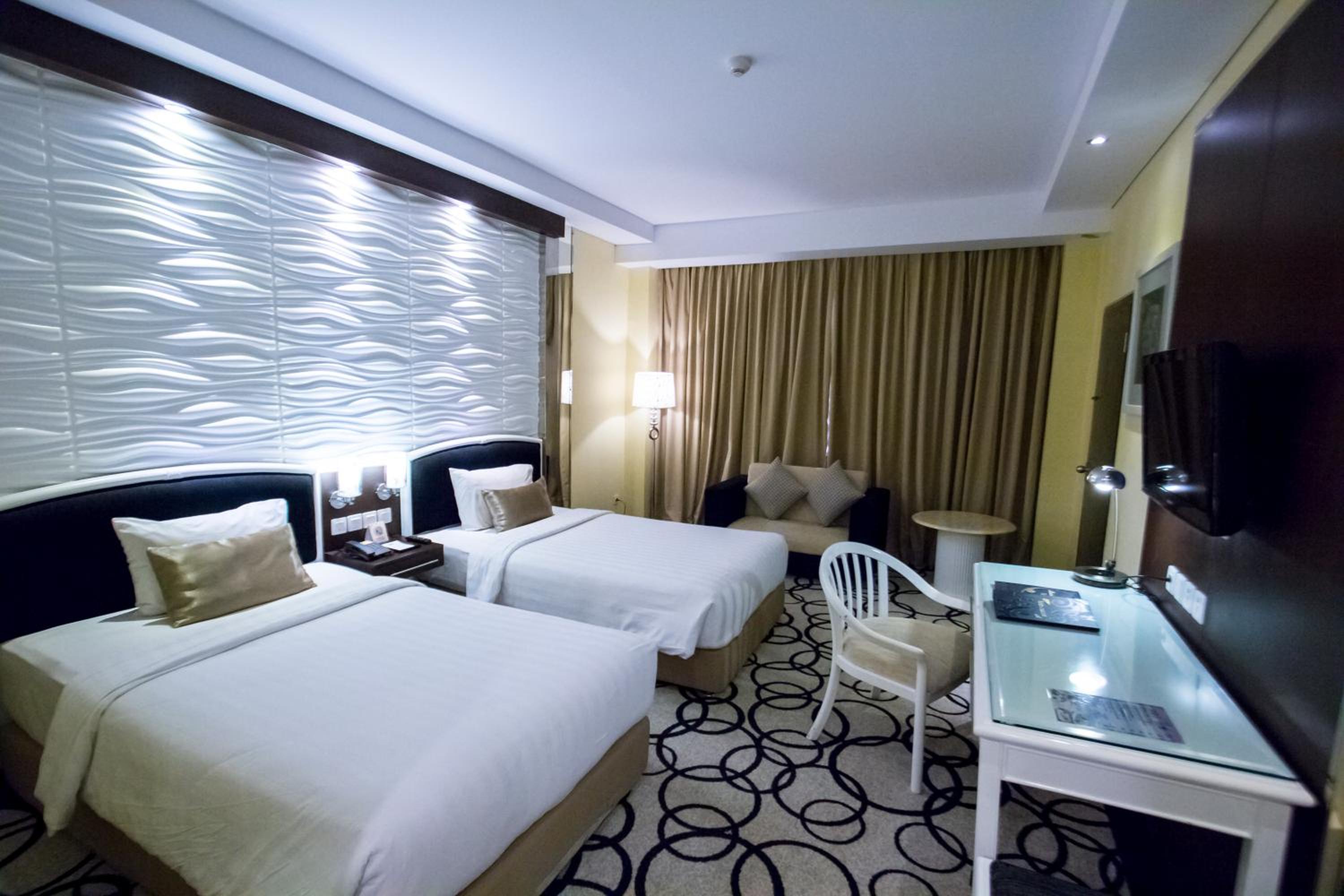 Deluxe Double or Twin Room - Photo 5