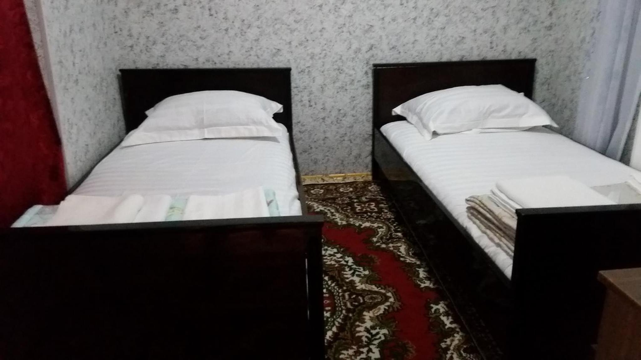 Double or Twin Room with Shared Bathroom photo 3