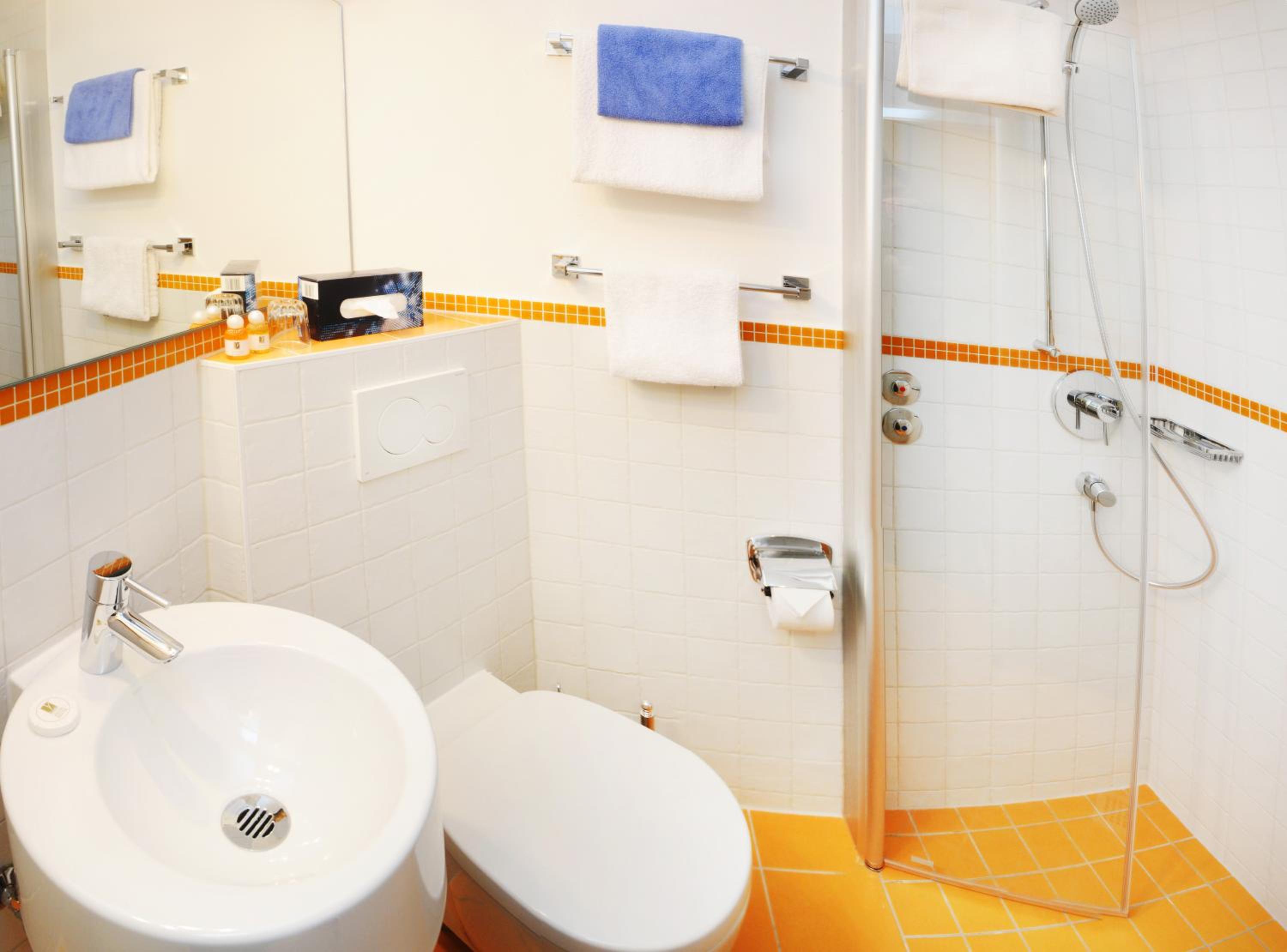 Double Room - Photo 6