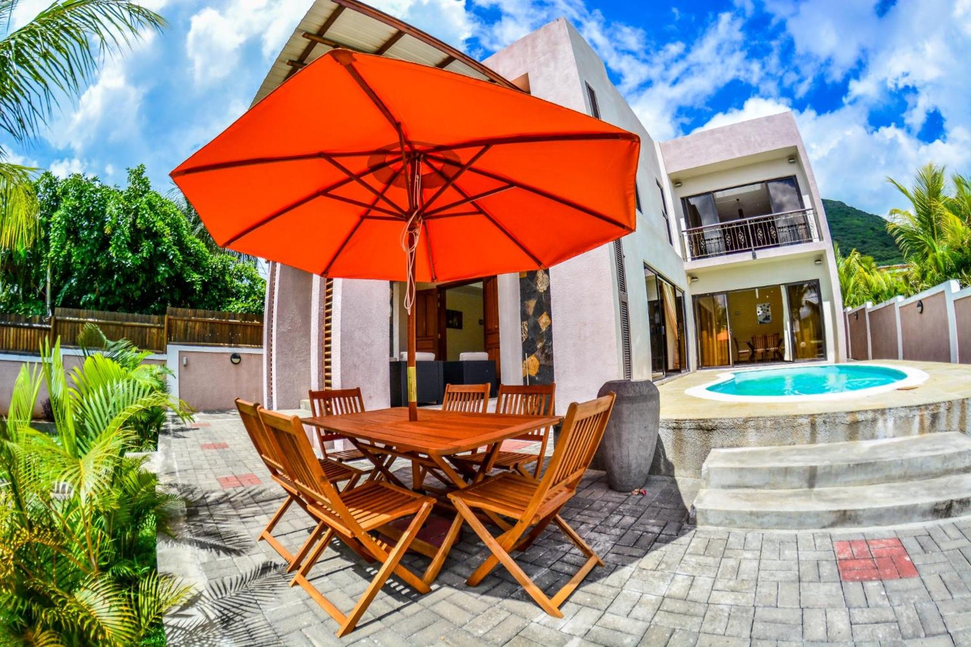 Villa with Private Pool photo 3