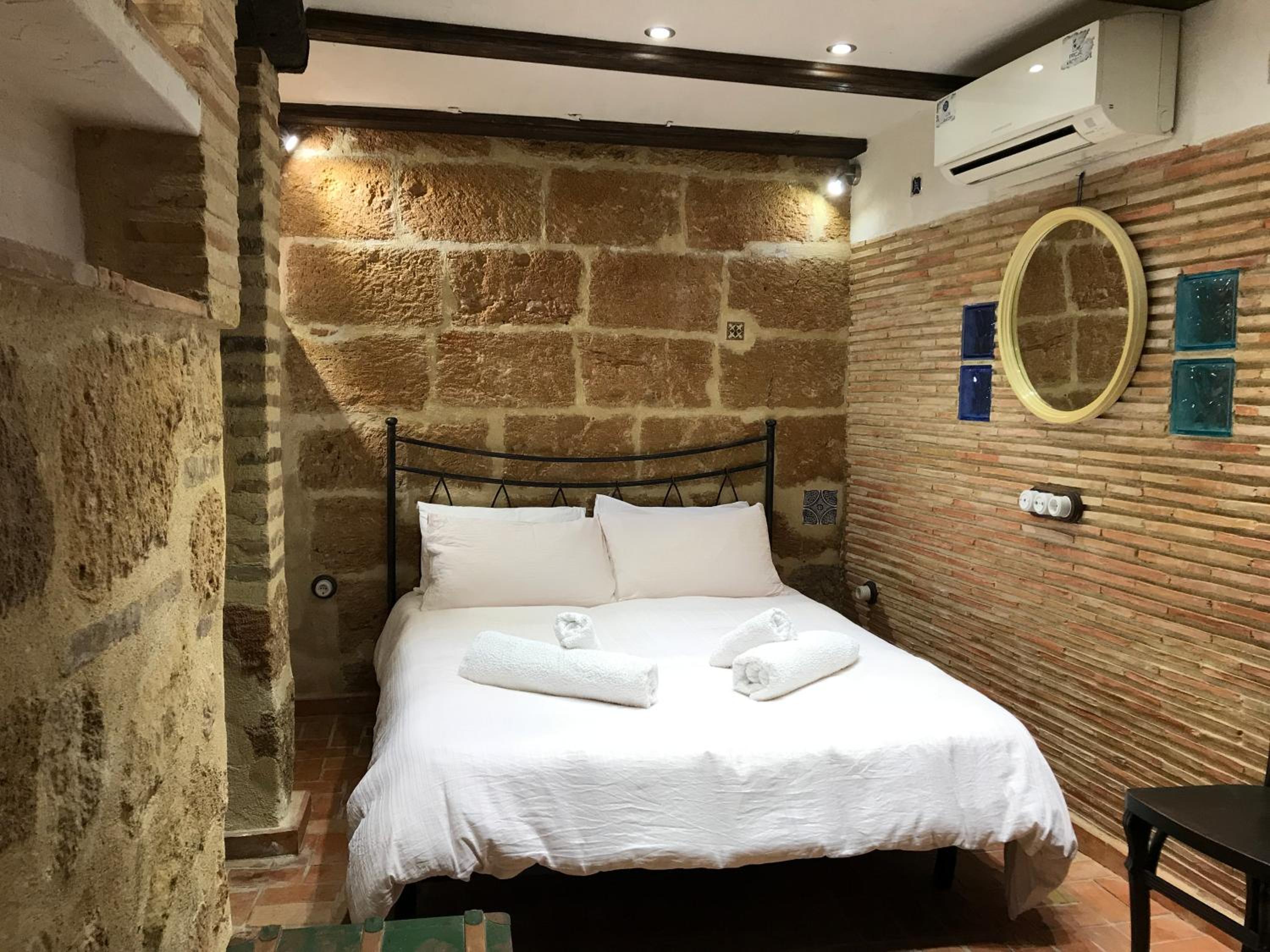 Double Room - Photo 1