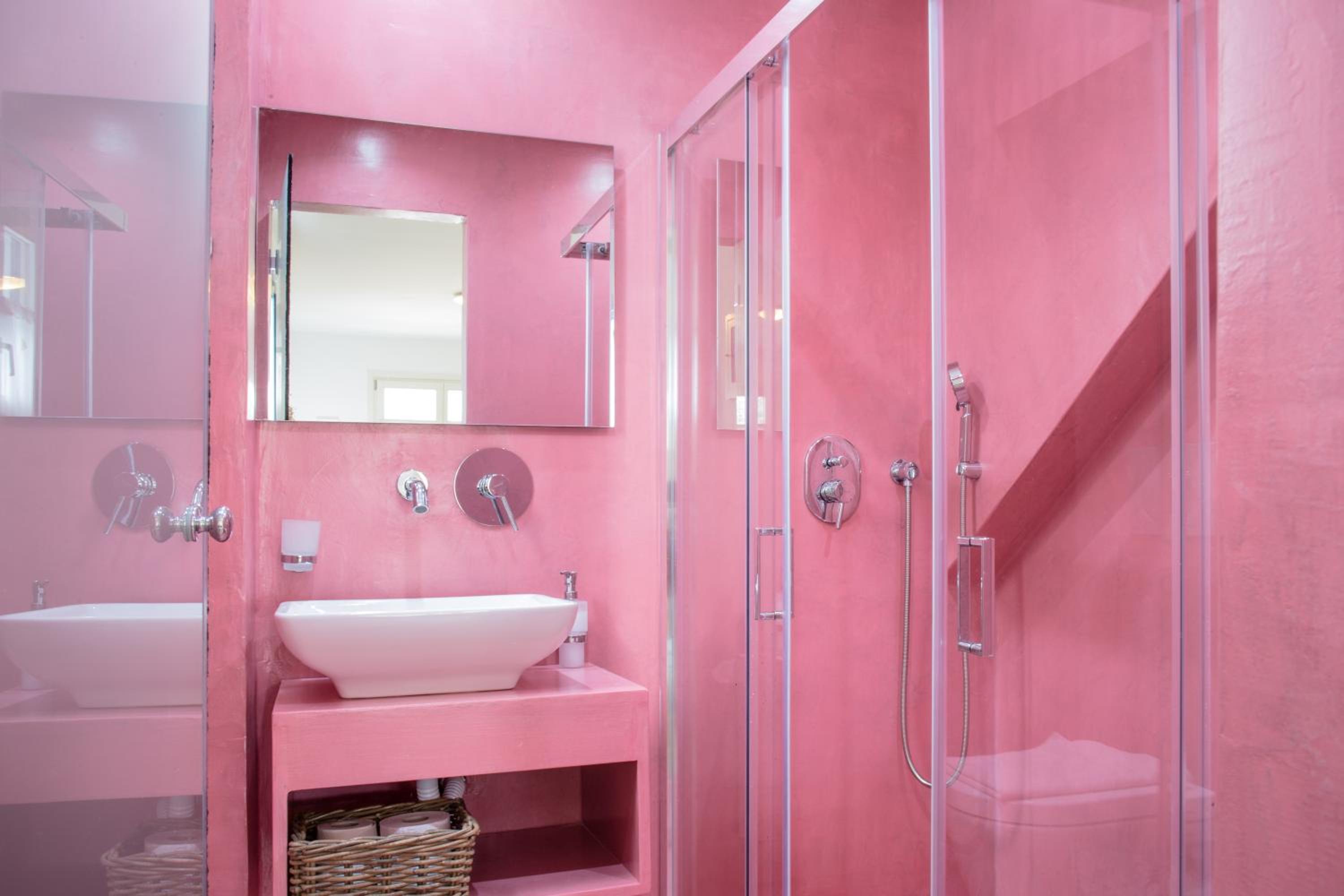 Double Room with Private Balcony photo 3