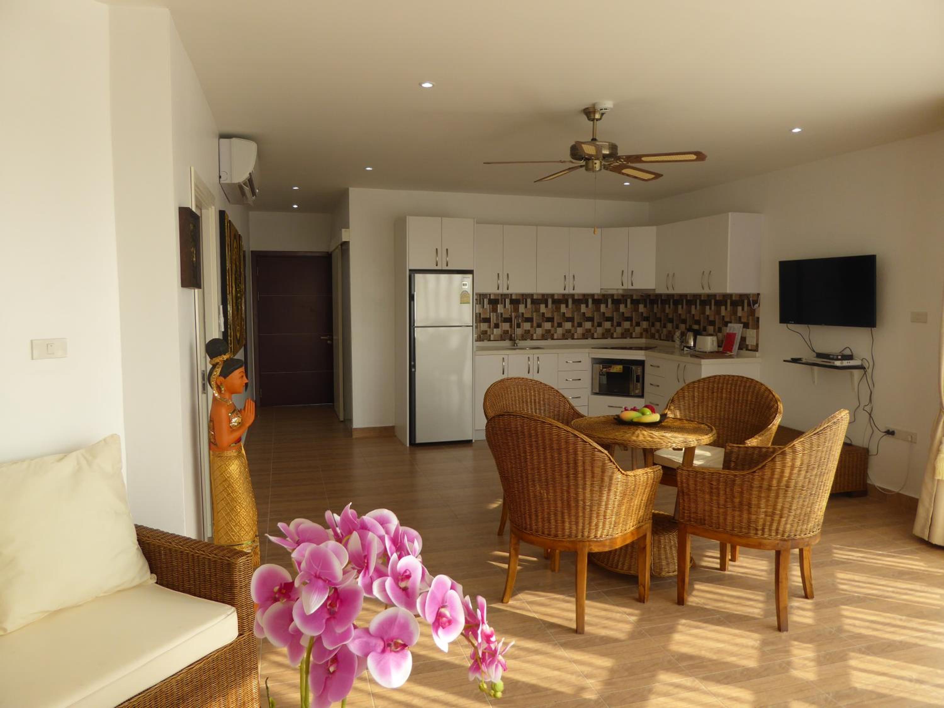 Deluxe Suite photo 3