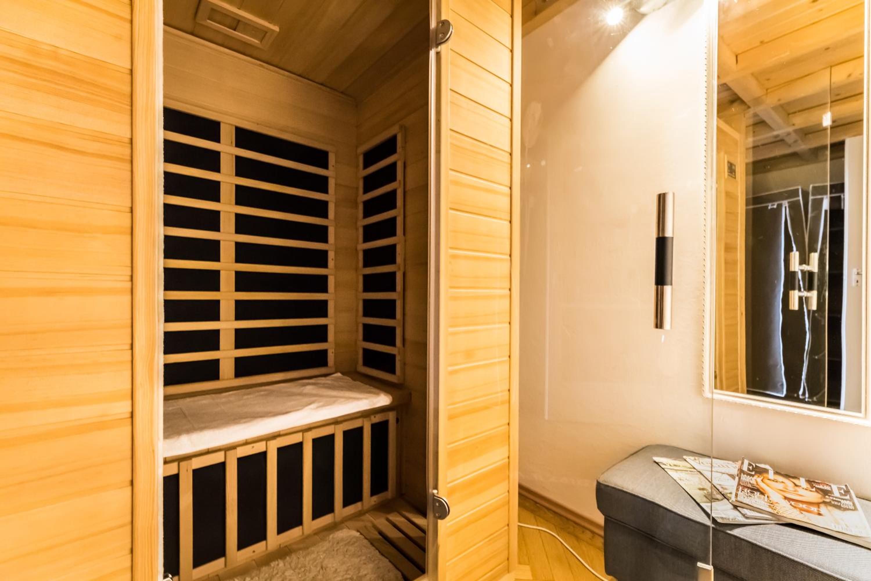 Two-Bedroom Apartment - Photo 2
