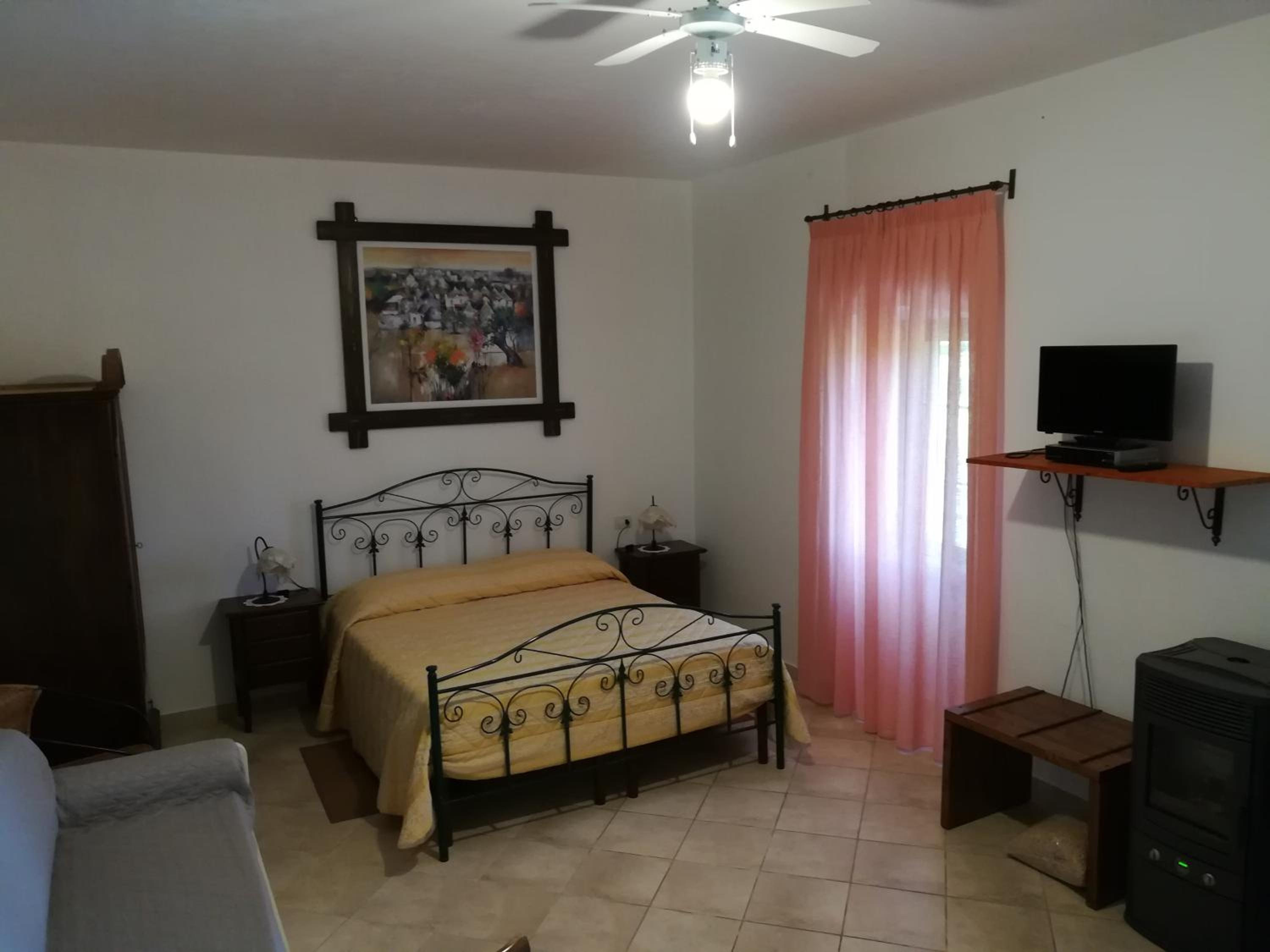 Double Room with Patio photo 1