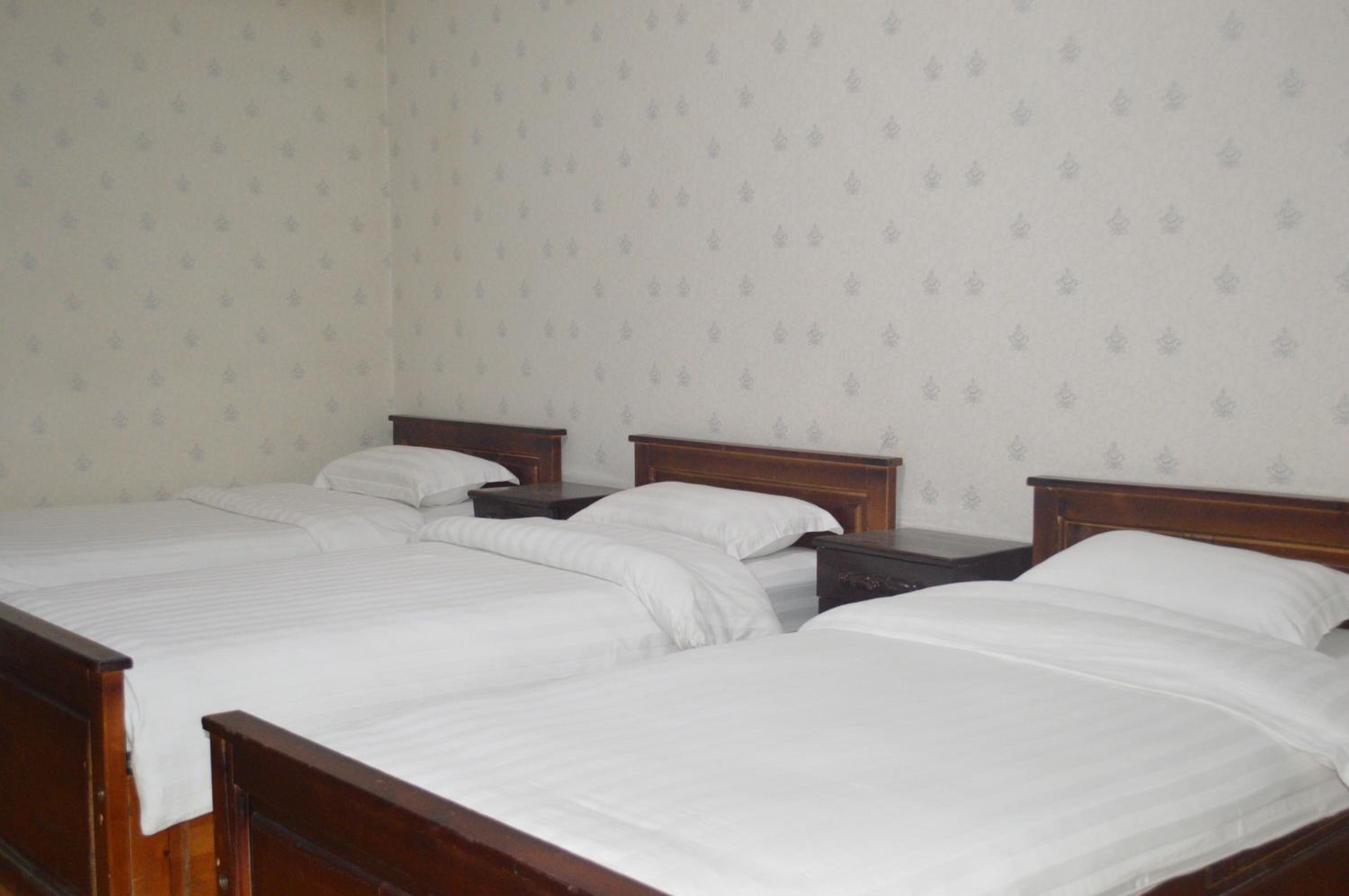 Triple Room with Private Bathroom photo 3