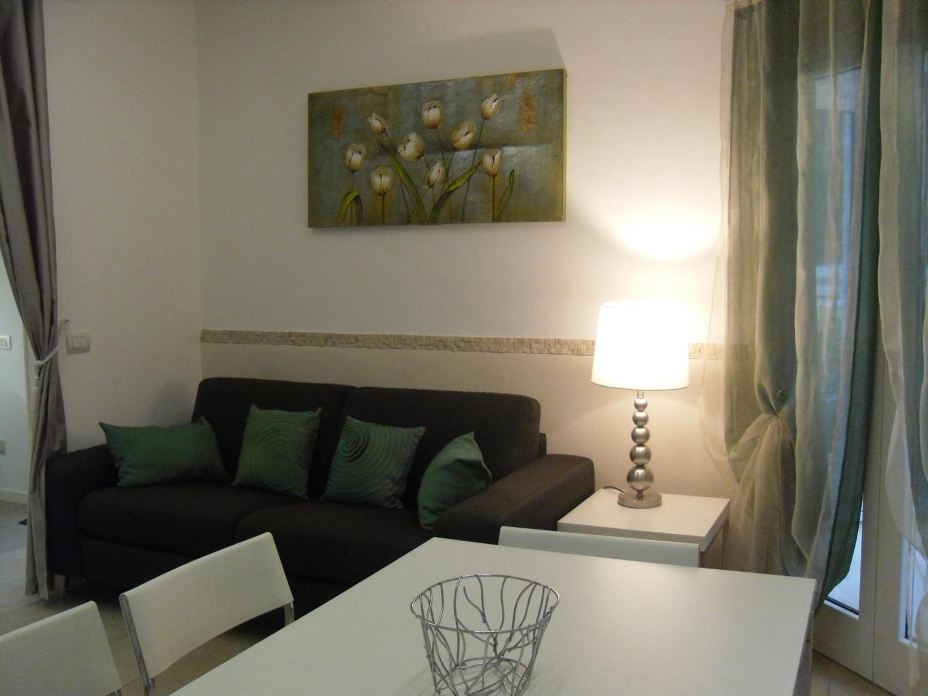 Apartment with Garden