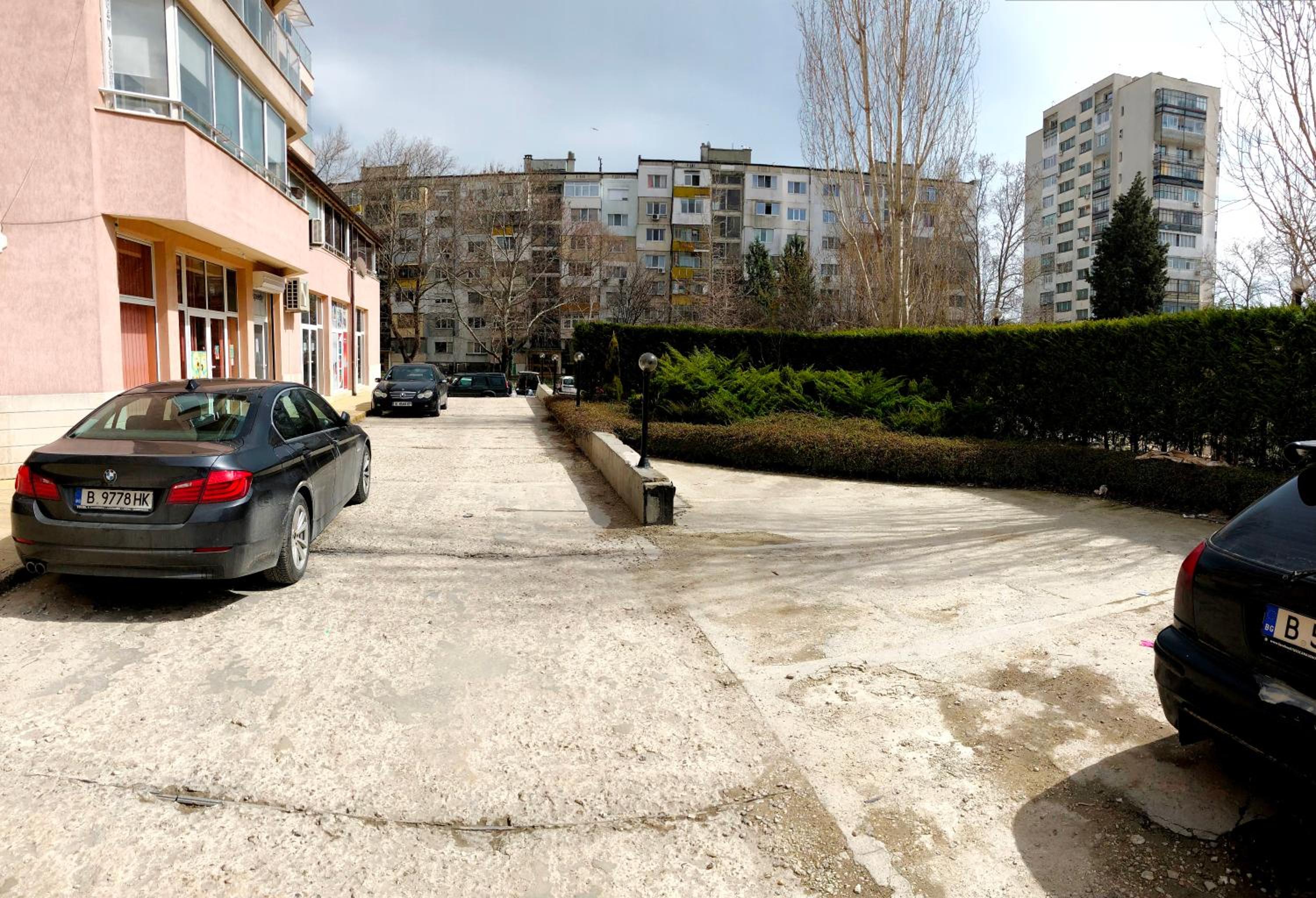 Apartment - Photo 46