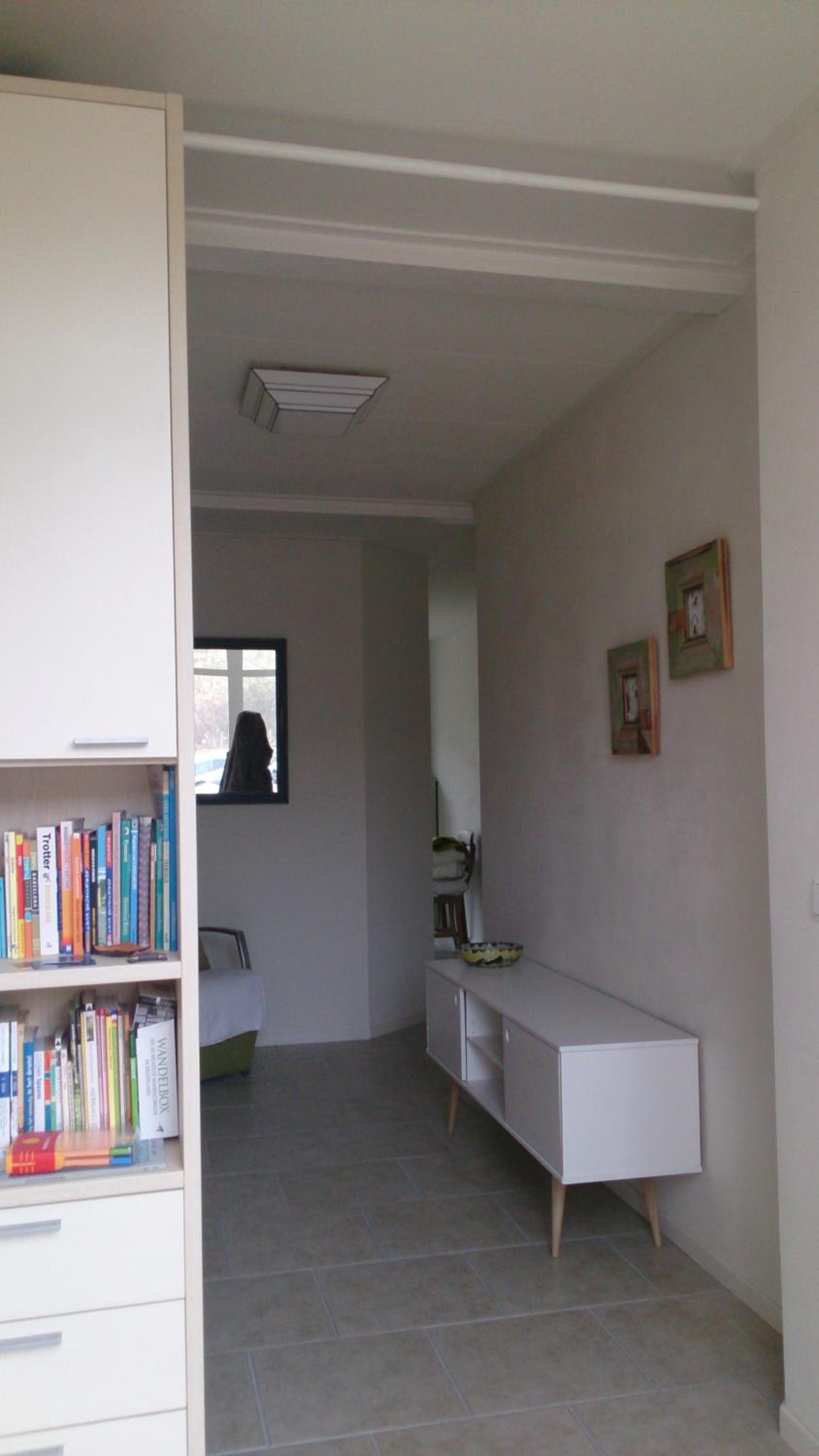 Single Room with Private Bathroom photo 2