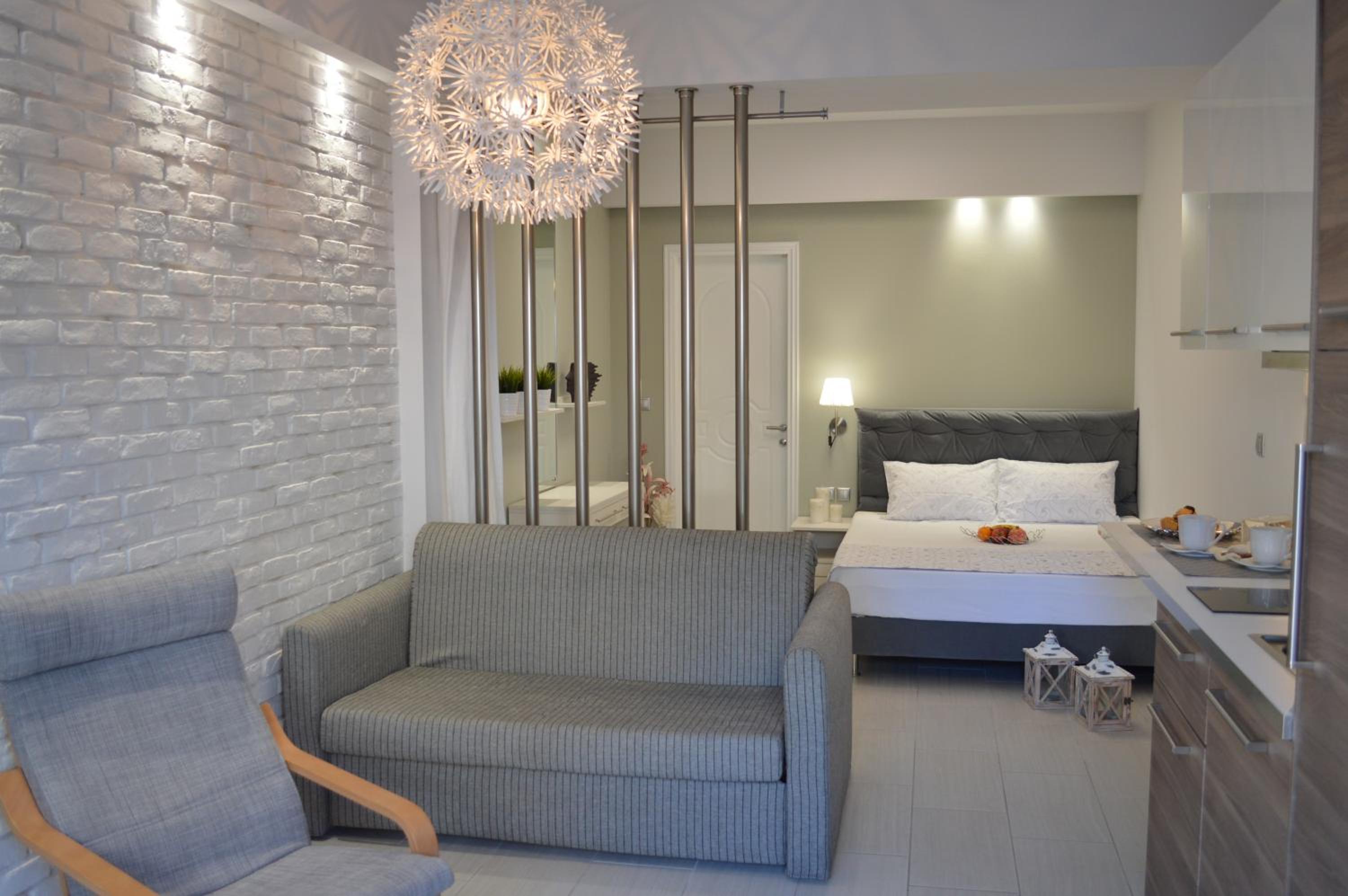 Apartment with Garden View