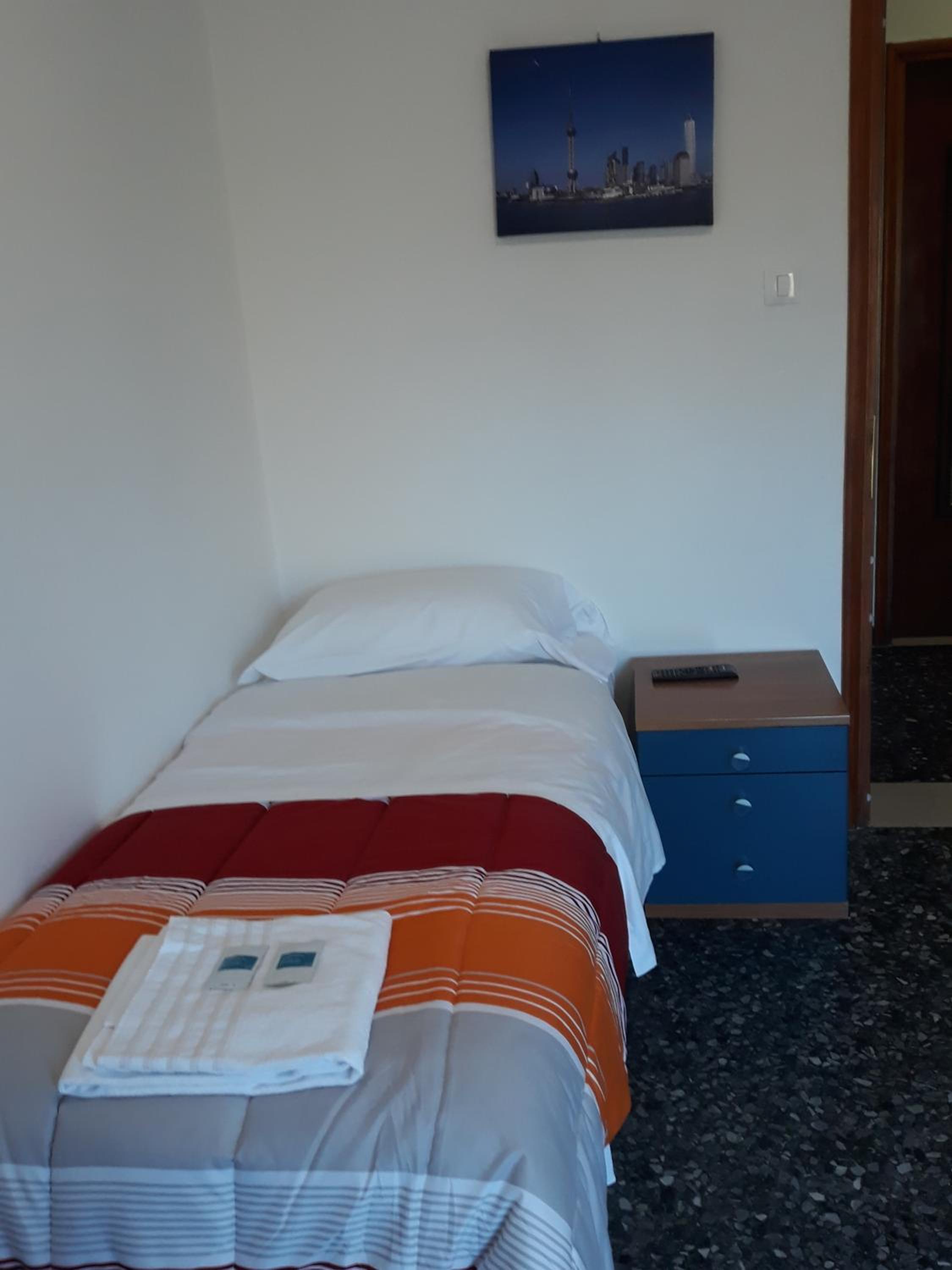 Standard Single Room photo 2
