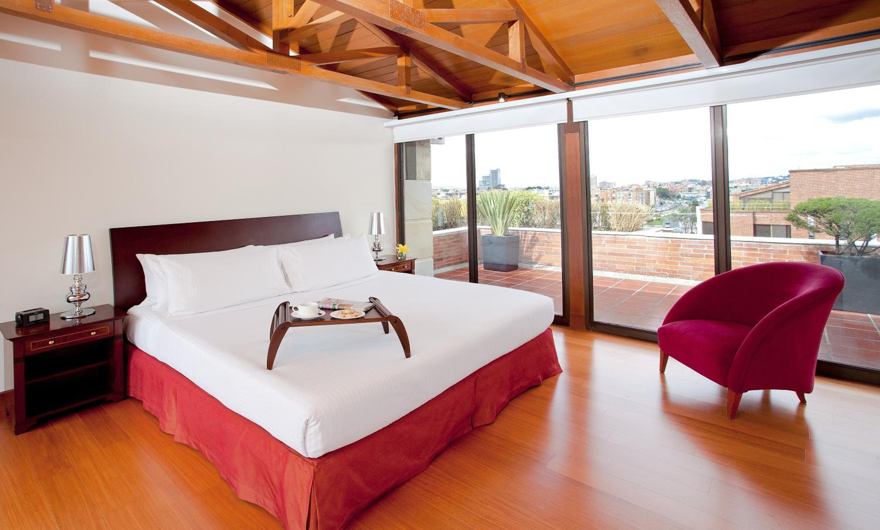 Penthouse Apartment photo 2