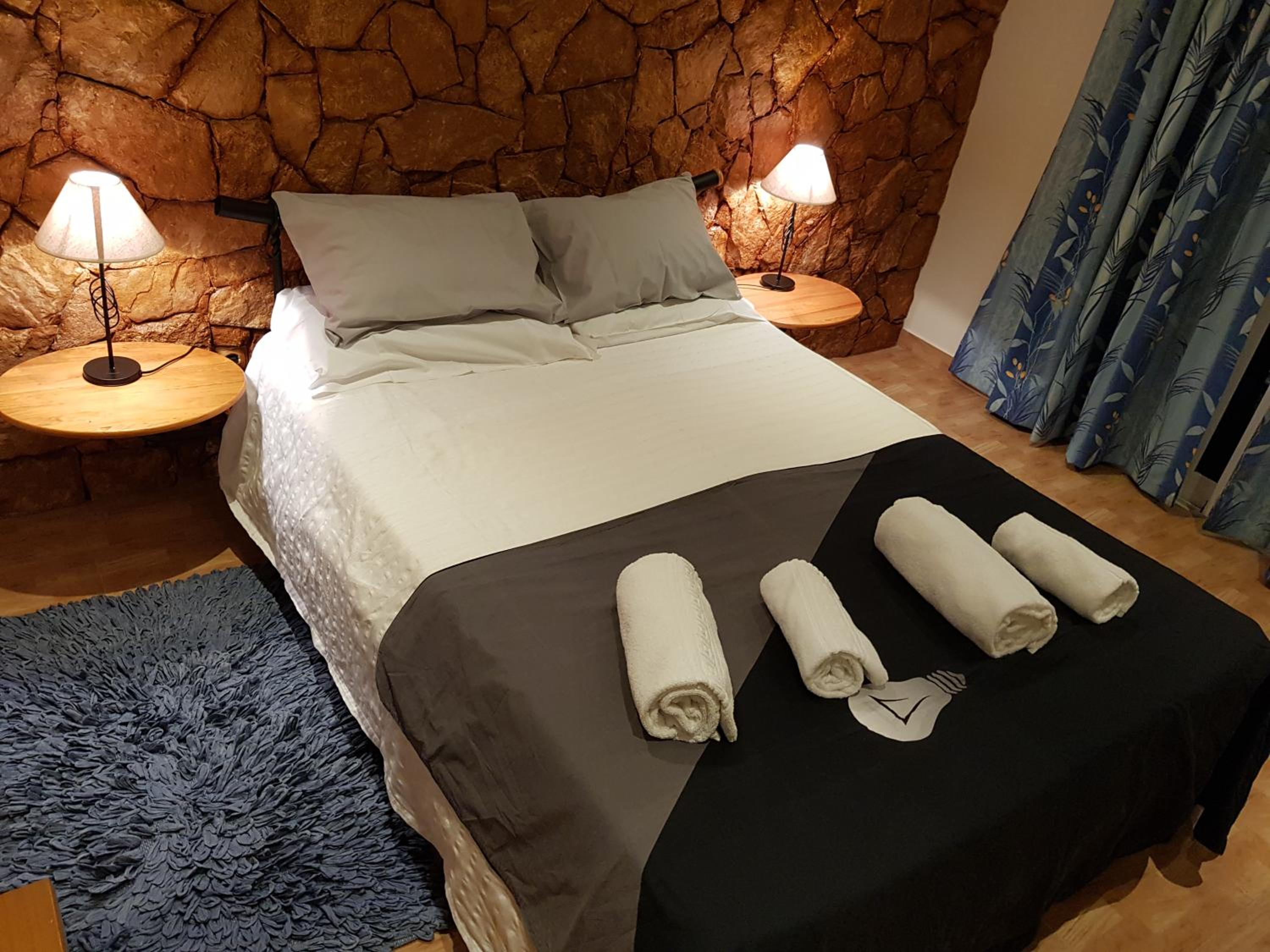 Double Room with Private Bathroom photo 3