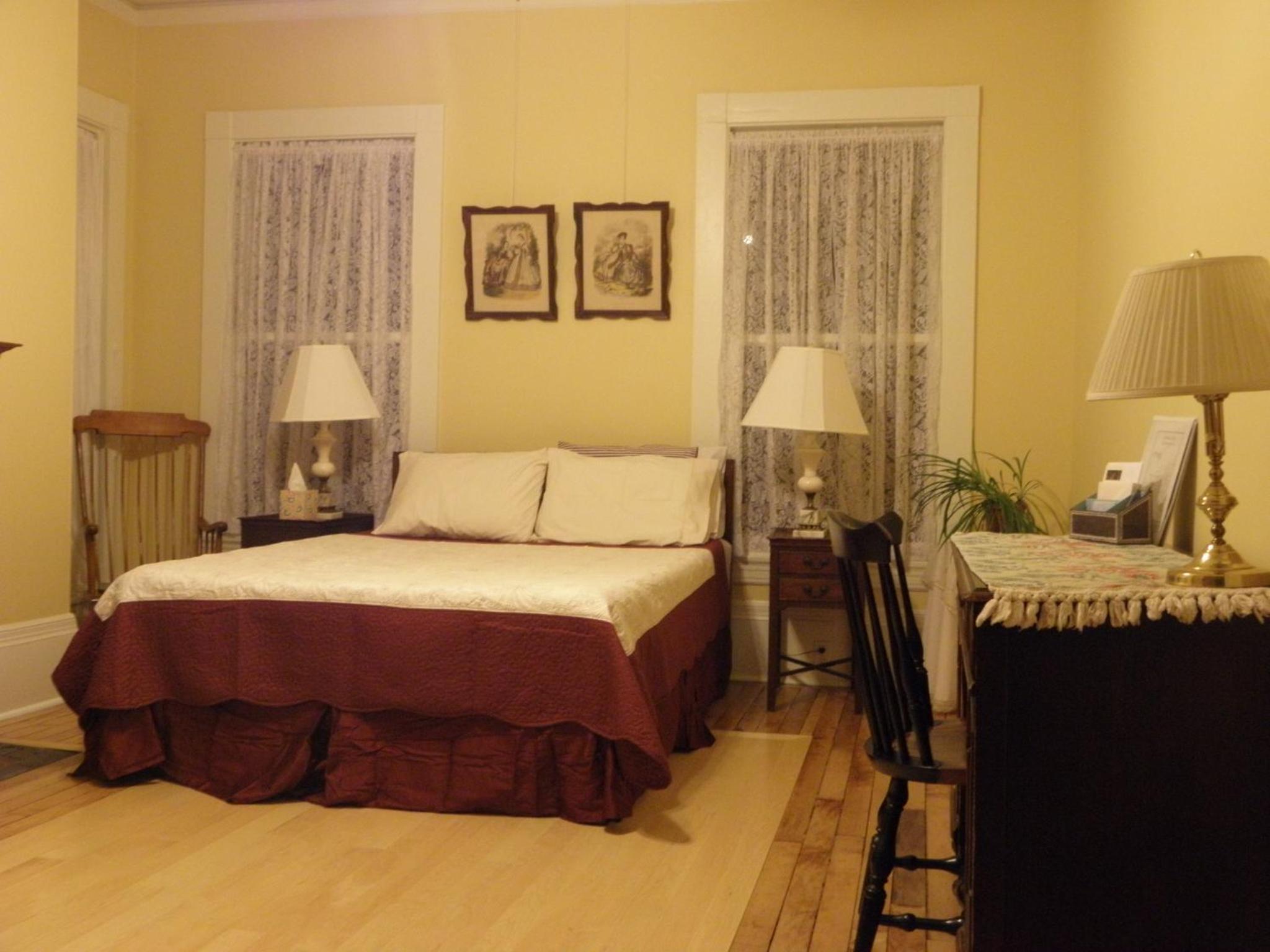 Deluxe Queen Room photo 2