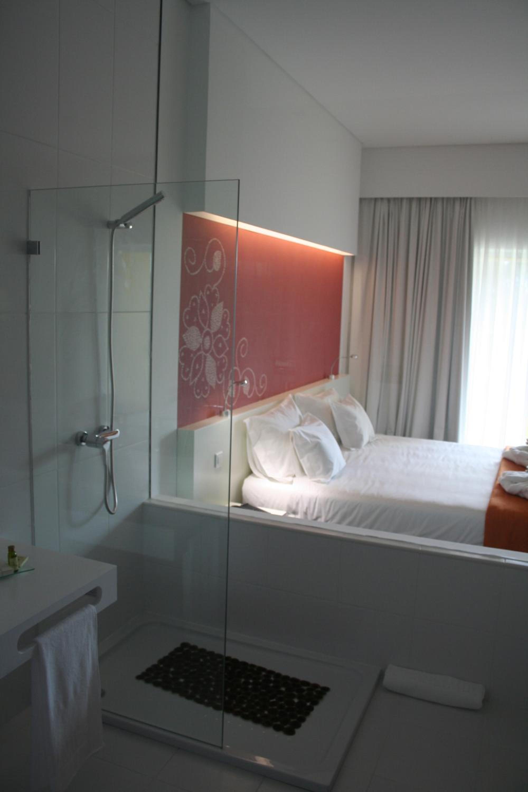 Standard Double Room - Photo 3
