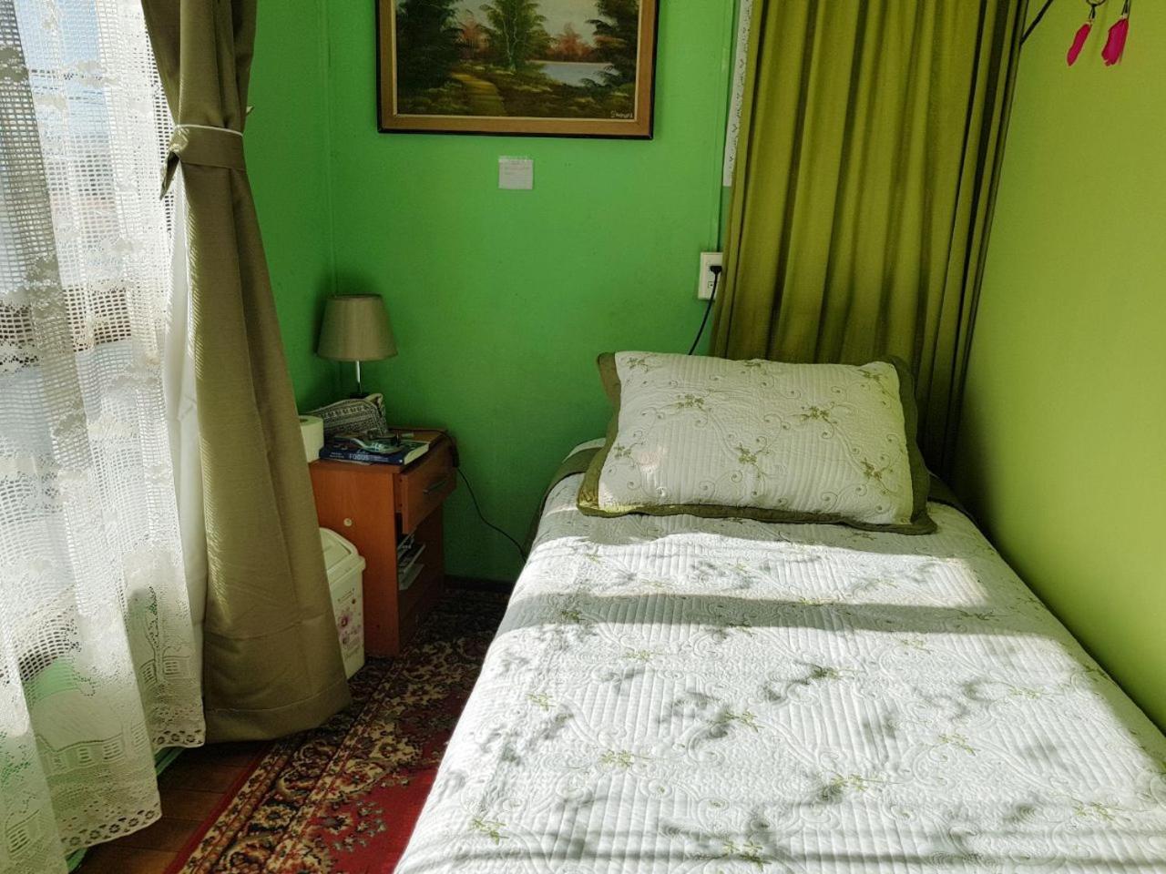 Single Room photo 2