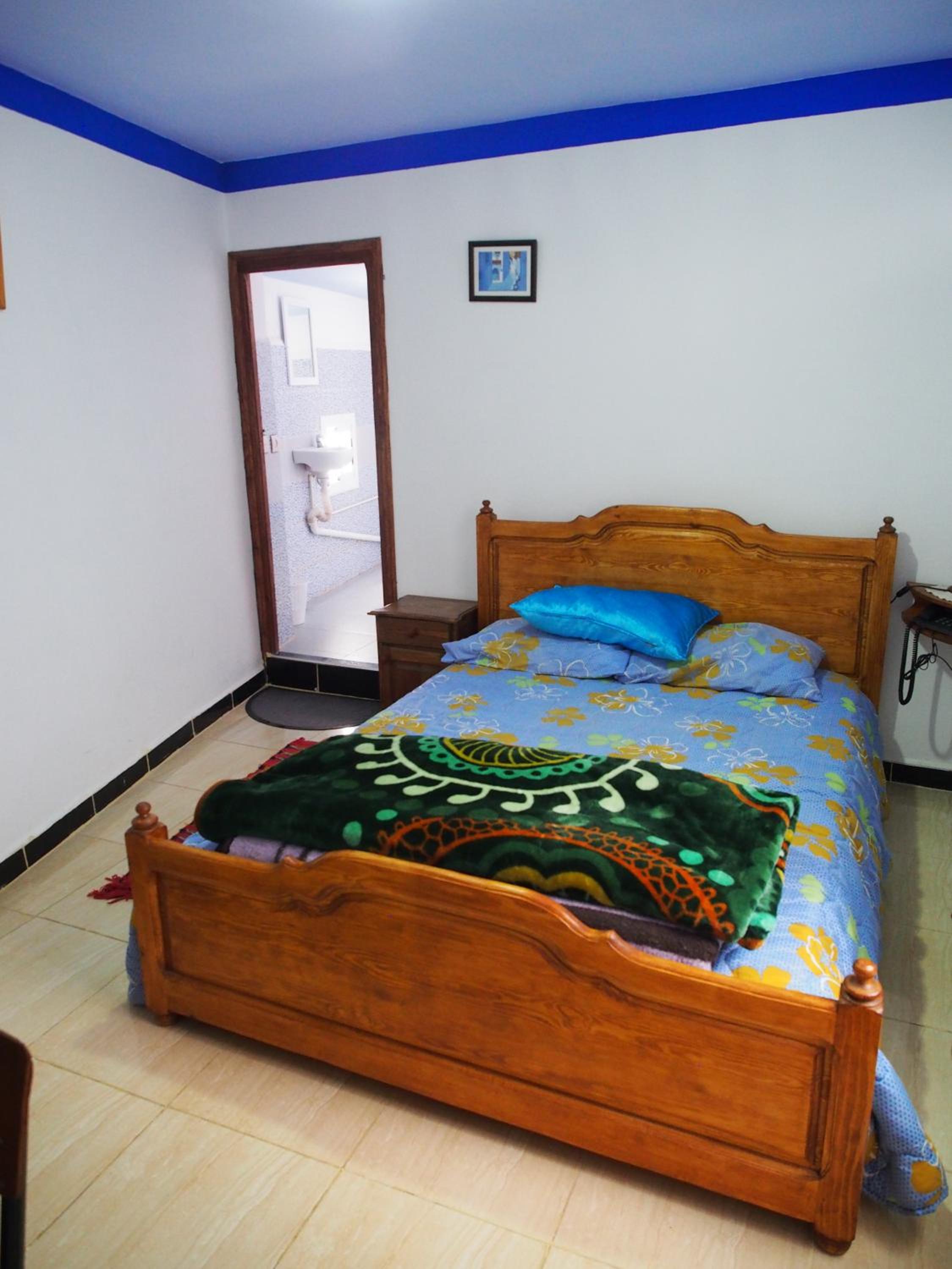 Small Double Room - Photo 7