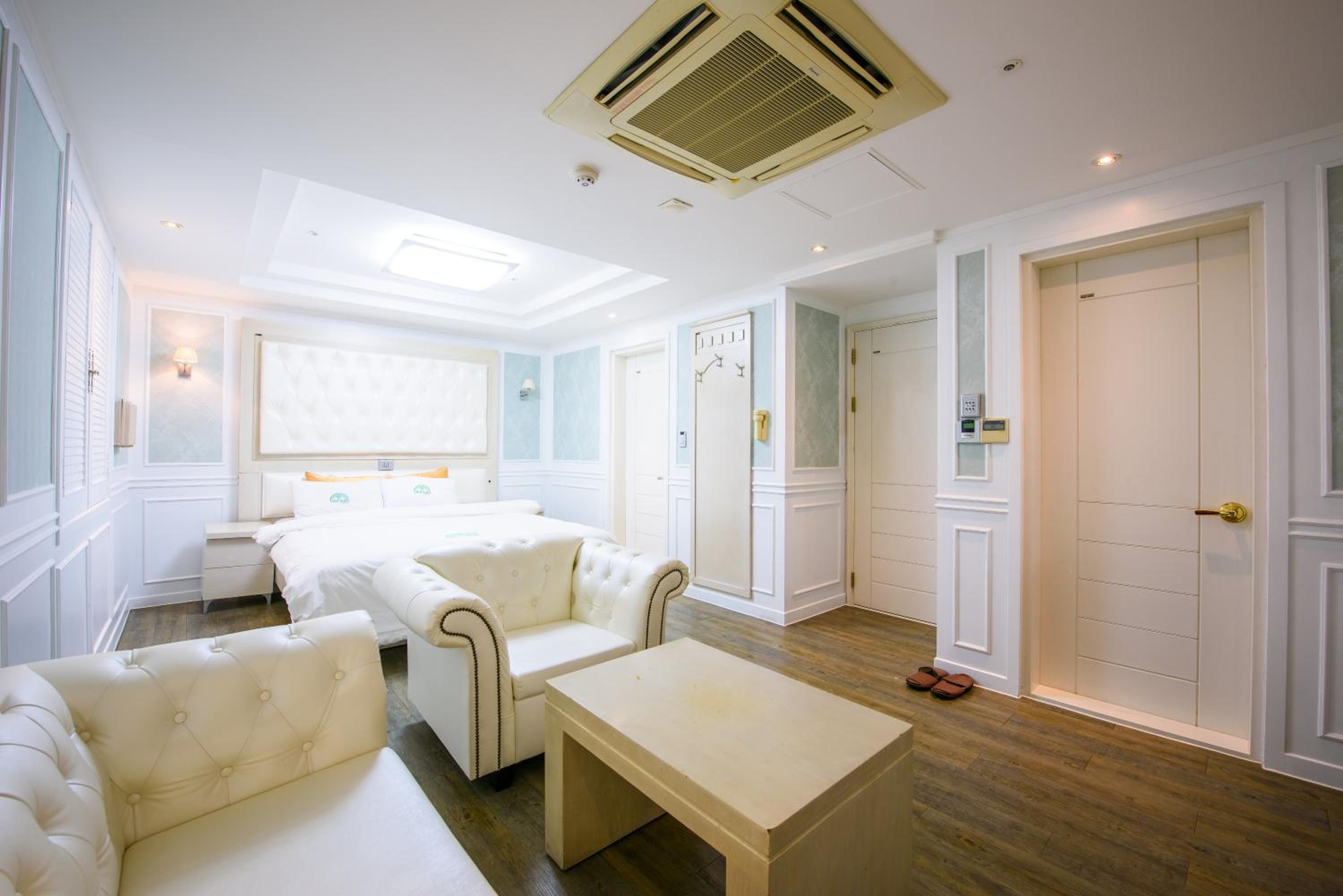 Superior Double Room photo 2