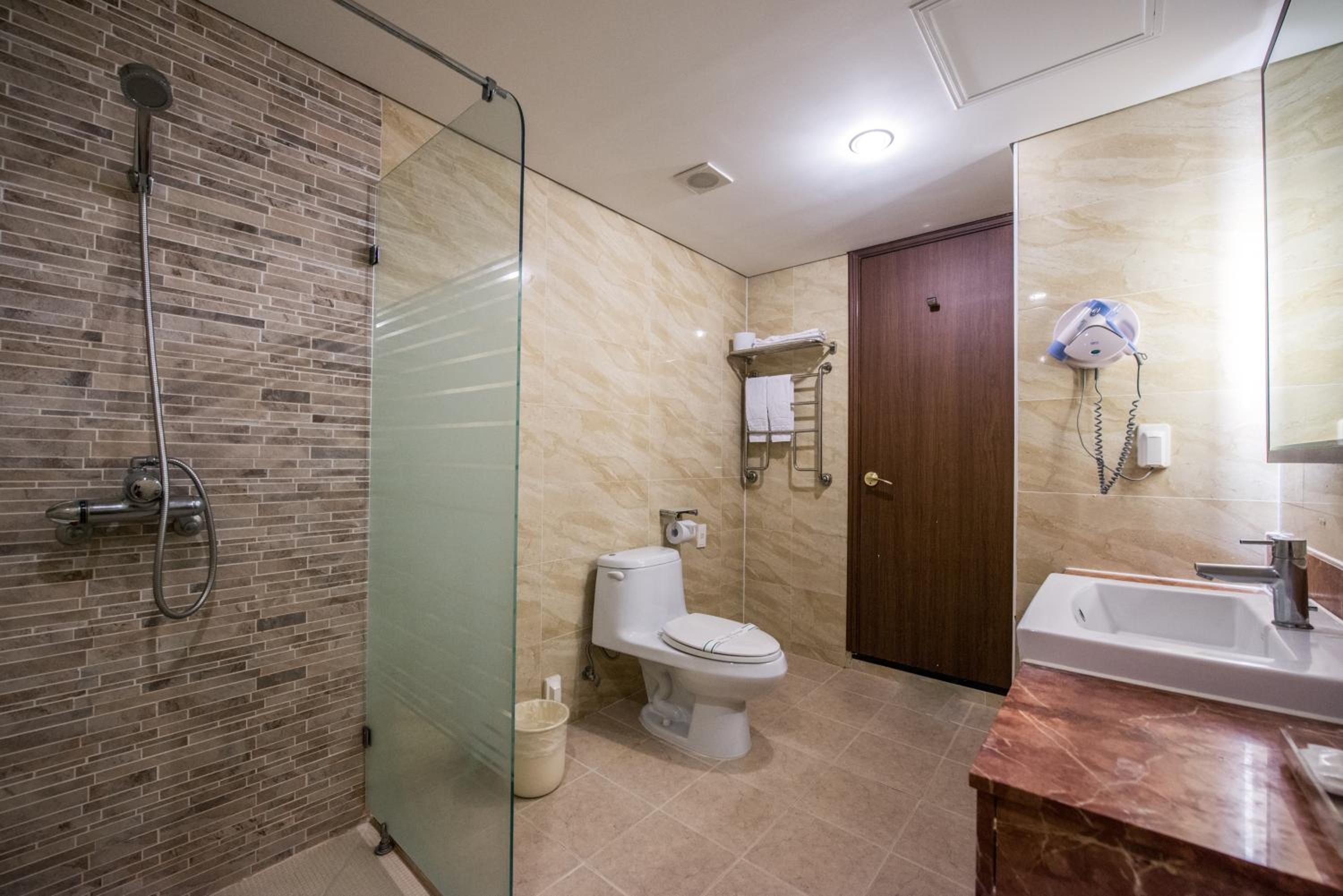Hotel Deluxe 25PY - Sauna & Jjimjil not Included photo 3