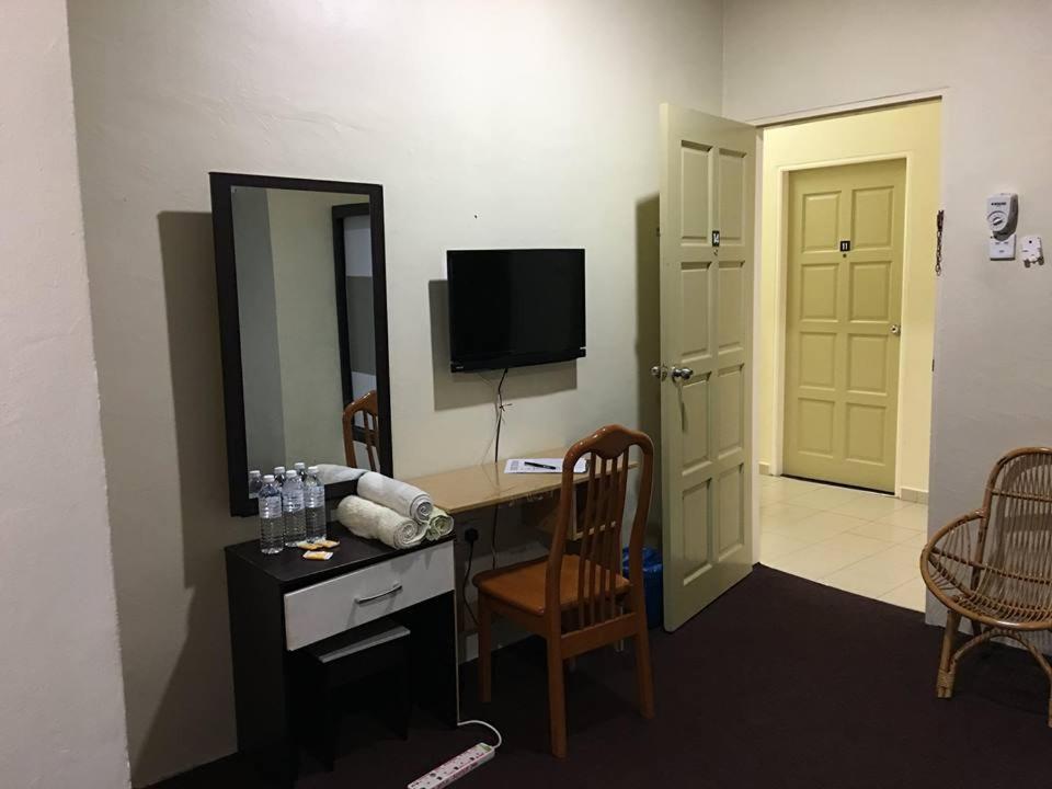 Double Room - Photo 4