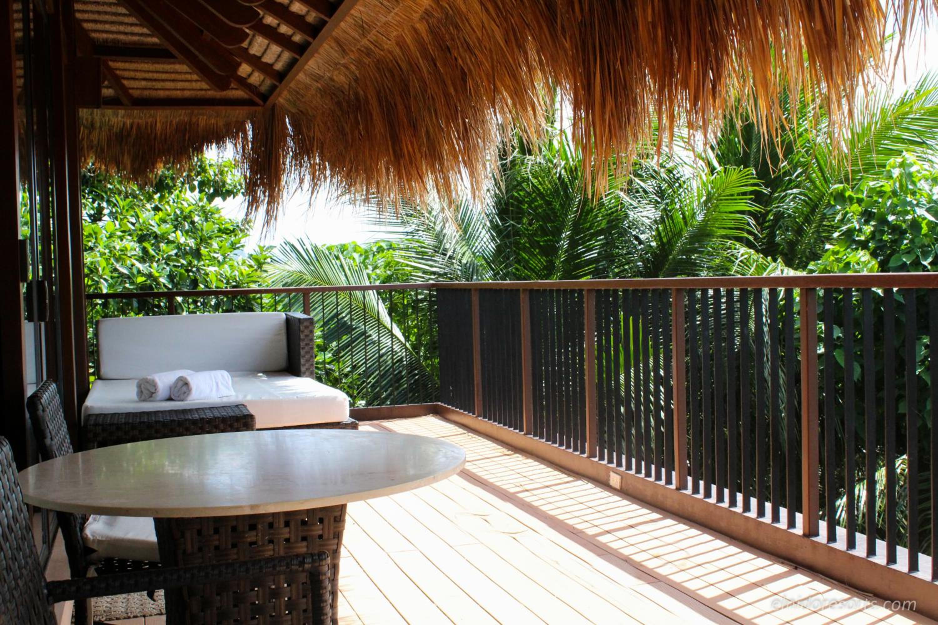 1 King Bed Canopy Villa, Forest View