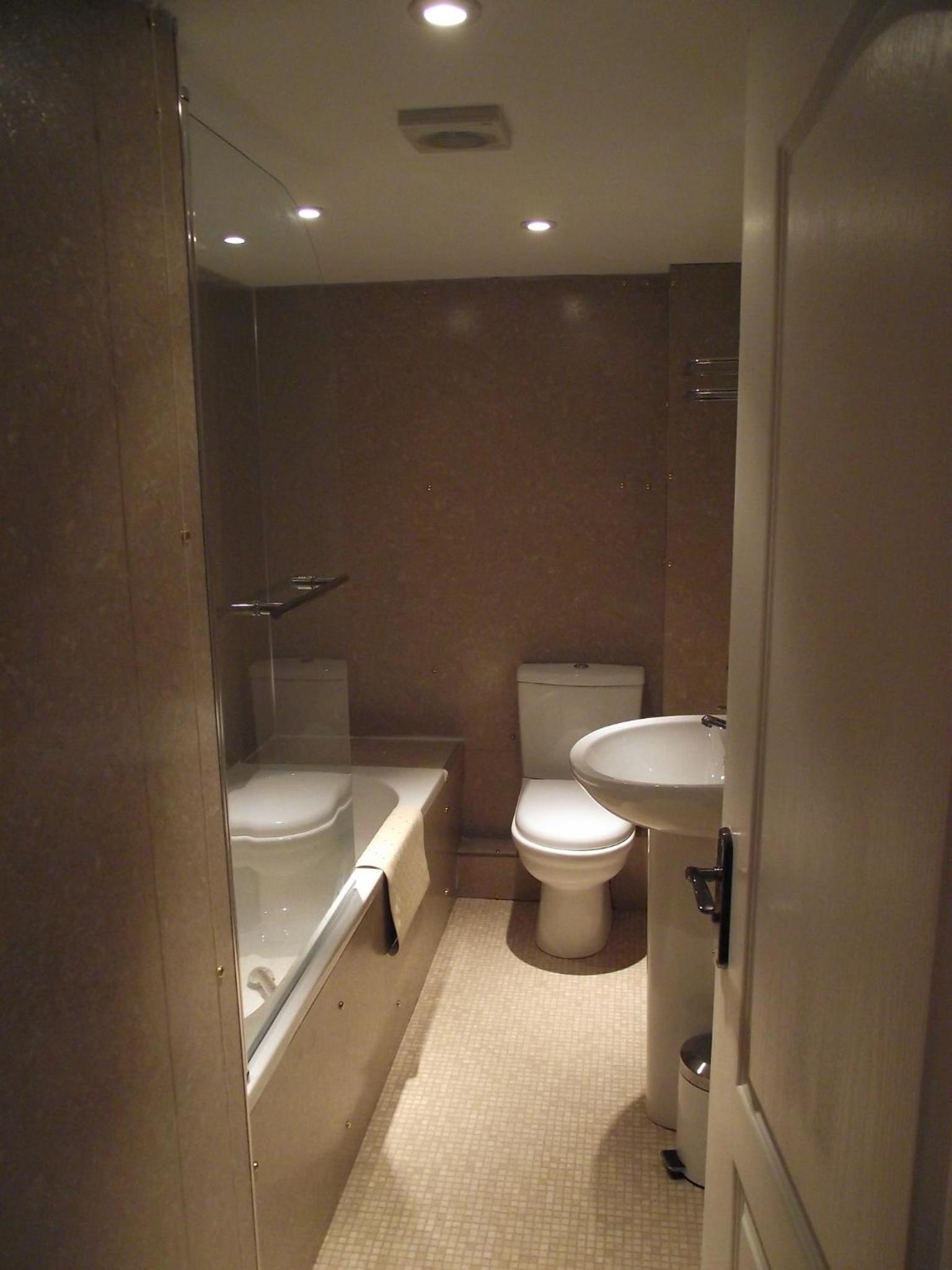 Two-Bedroom House photo 2
