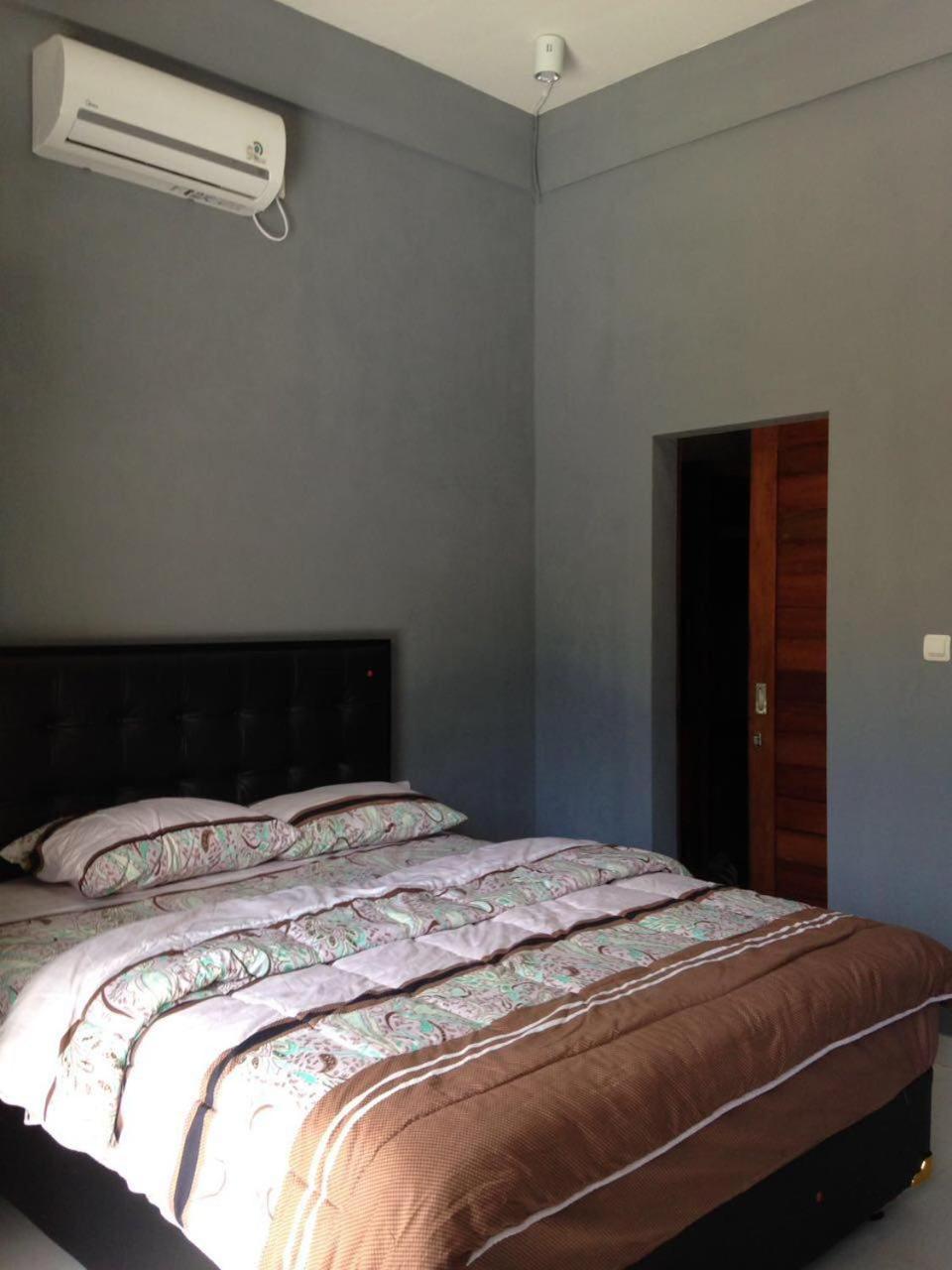 Budget Double Room - Photo 3