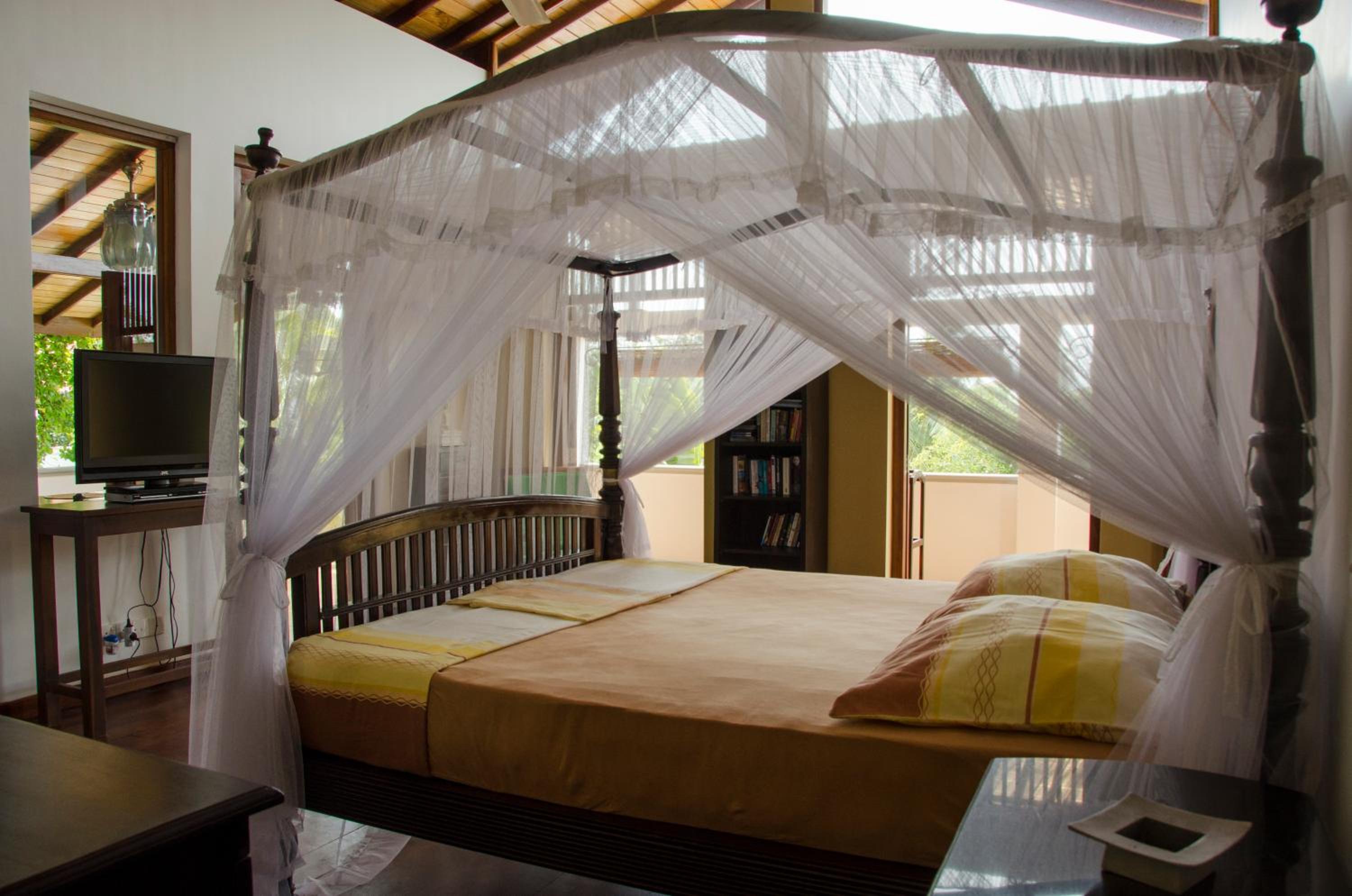 Luxury Suite with Balcony photo 2