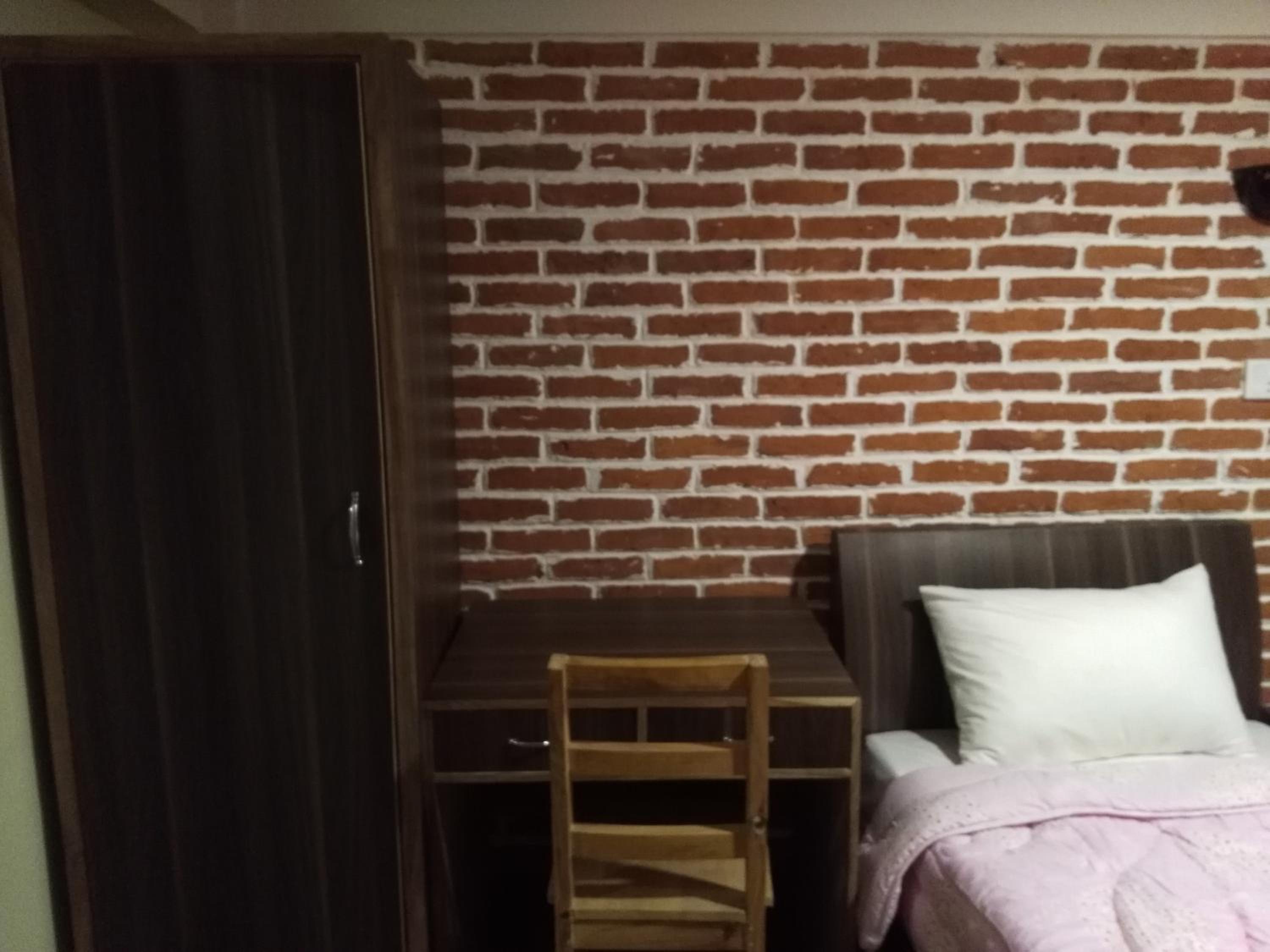 Budget Single Room photo 2