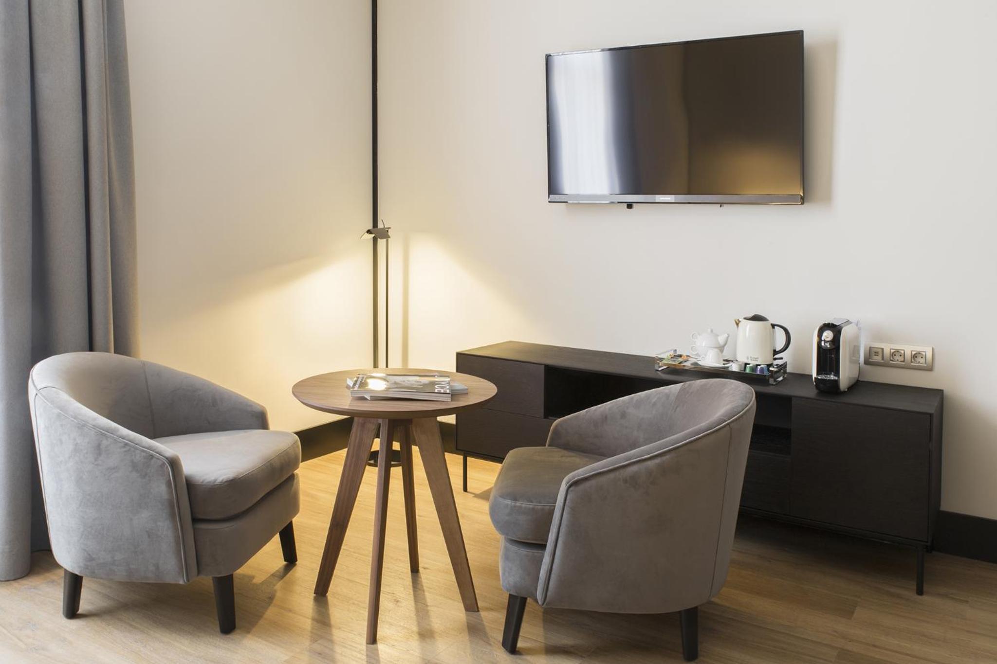 Superior Double Room - Photo 2