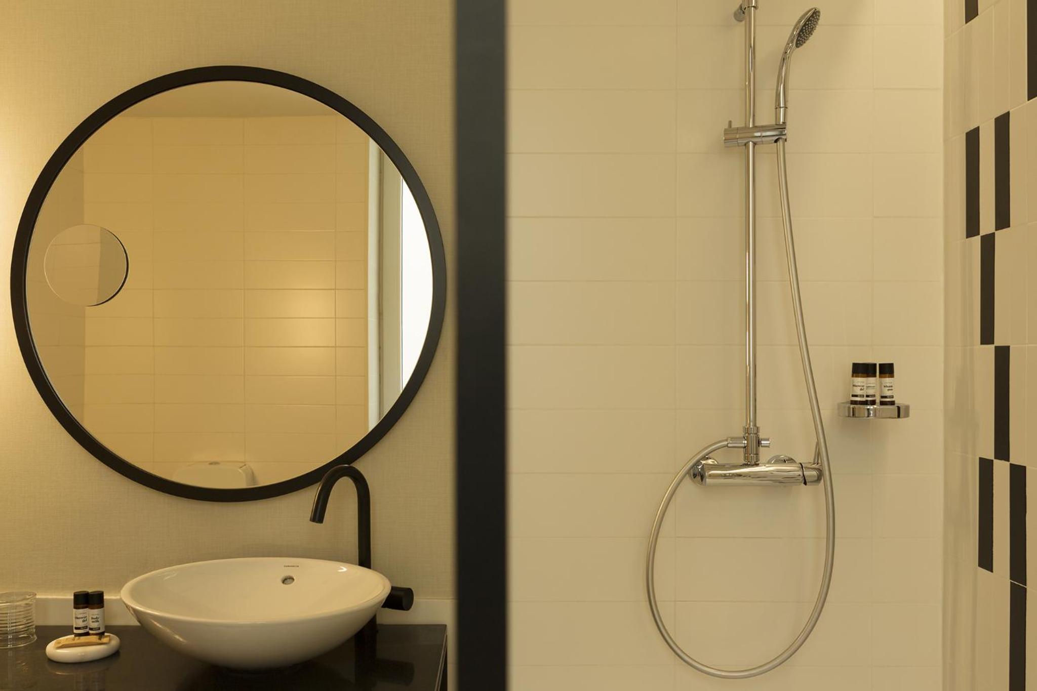 Superior Double Room - Photo 3