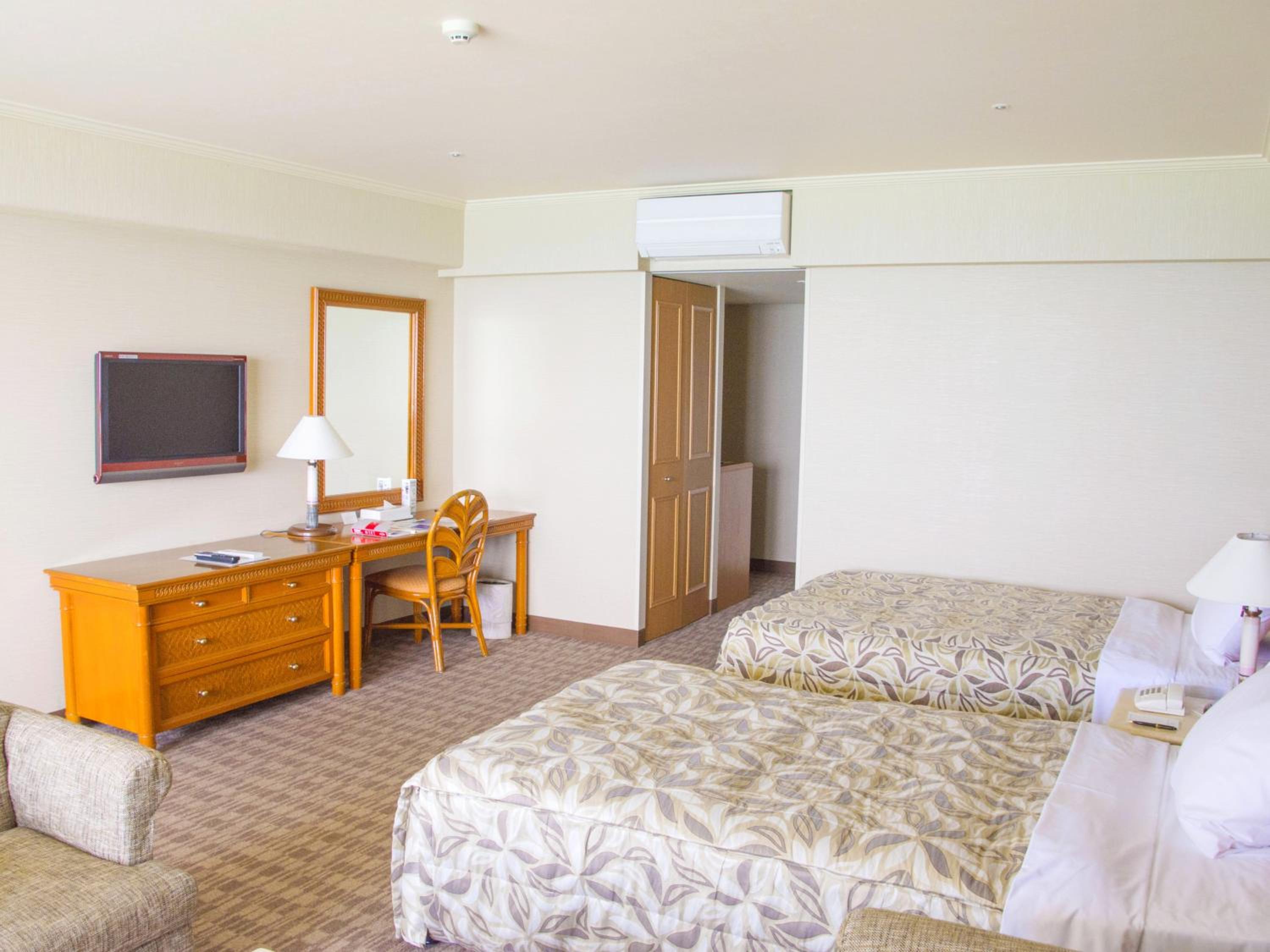 Deluxe Room with Sea View - Non-Smoking - Photo 3