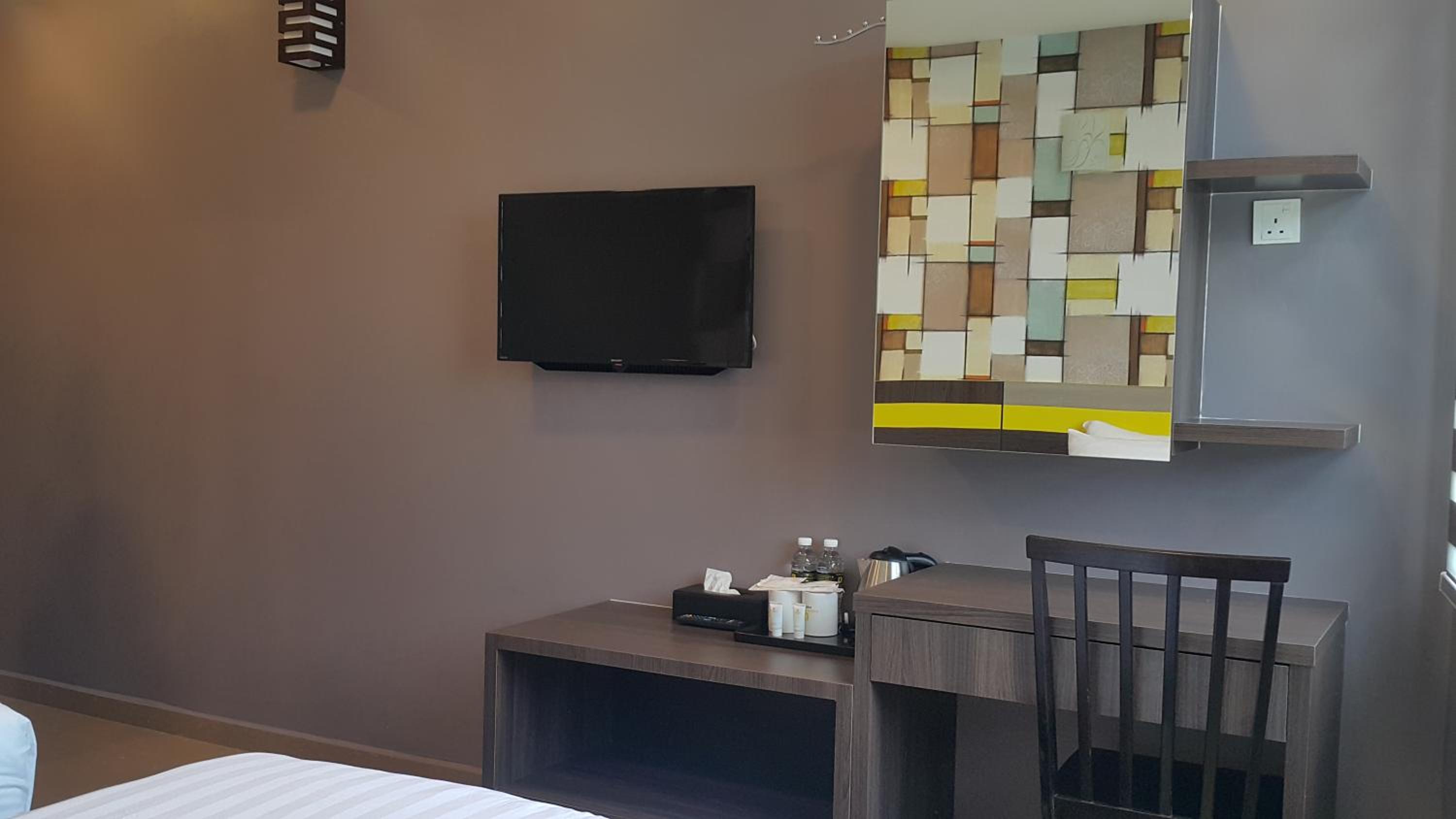 Standard Twin Room photo 2