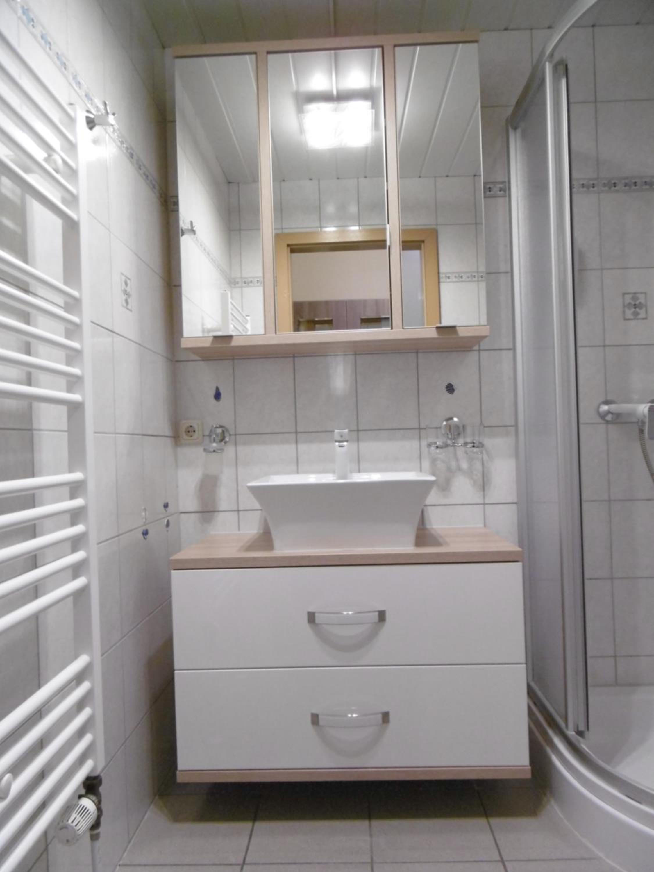 Budget Double Room - Photo 8