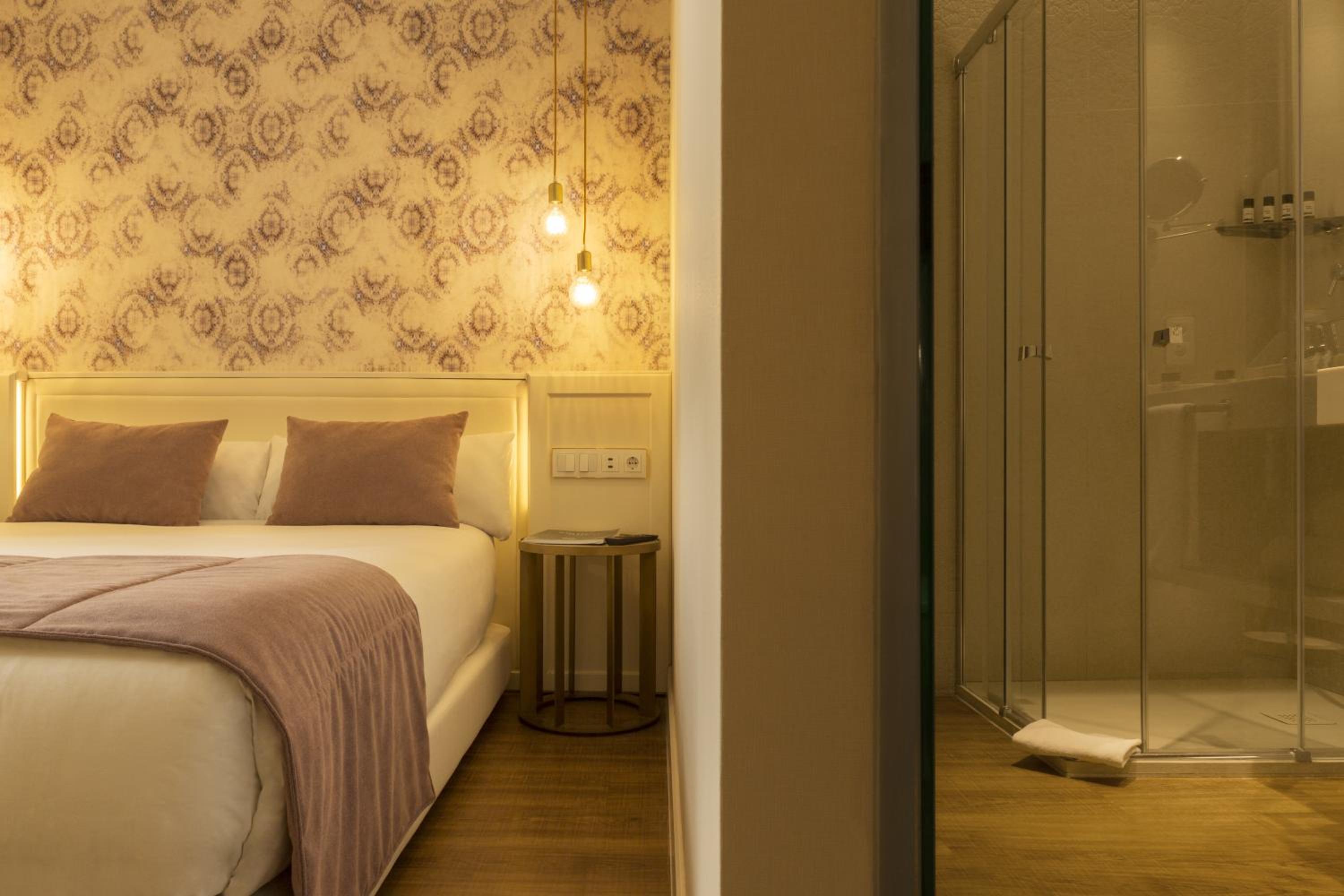 Triple Room - Photo 10