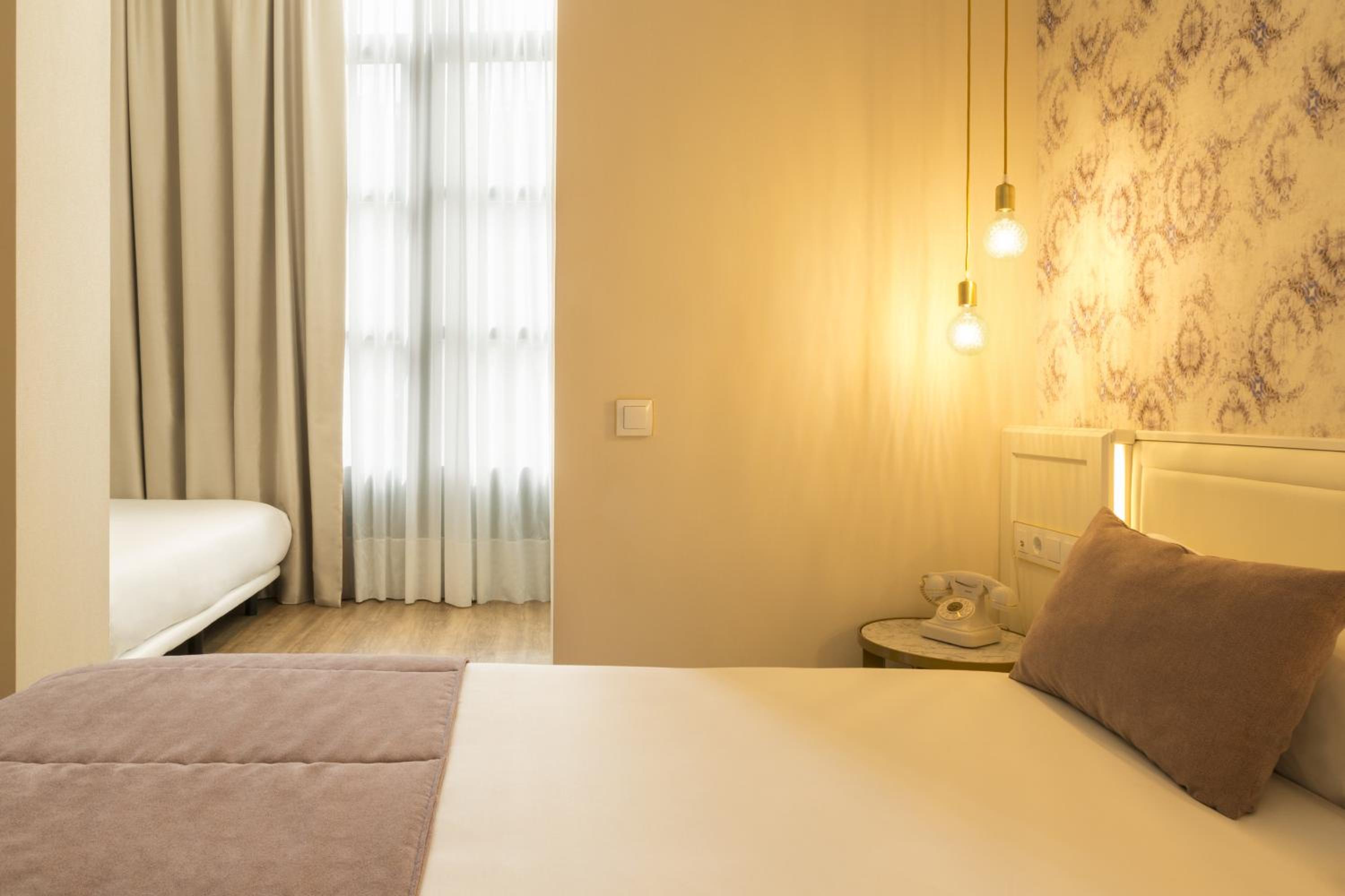 Triple Room - Photo 14