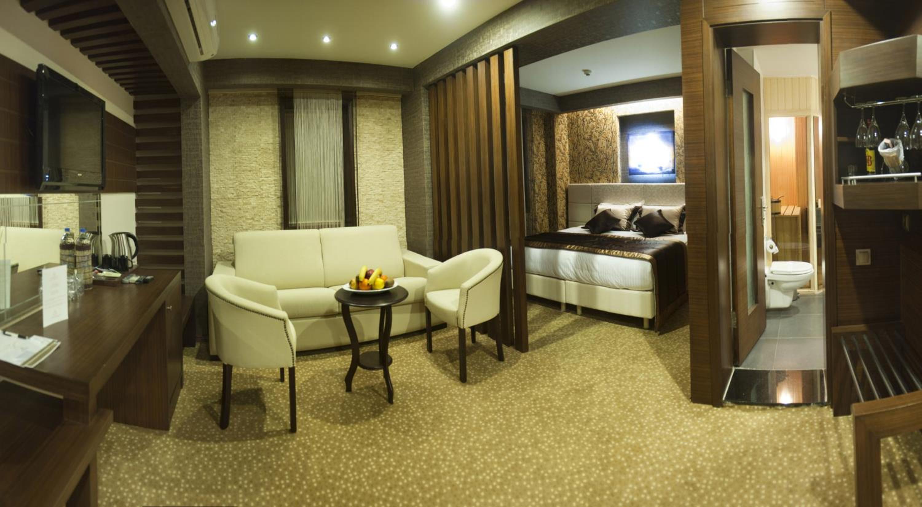 Suite with Sauna photo 3